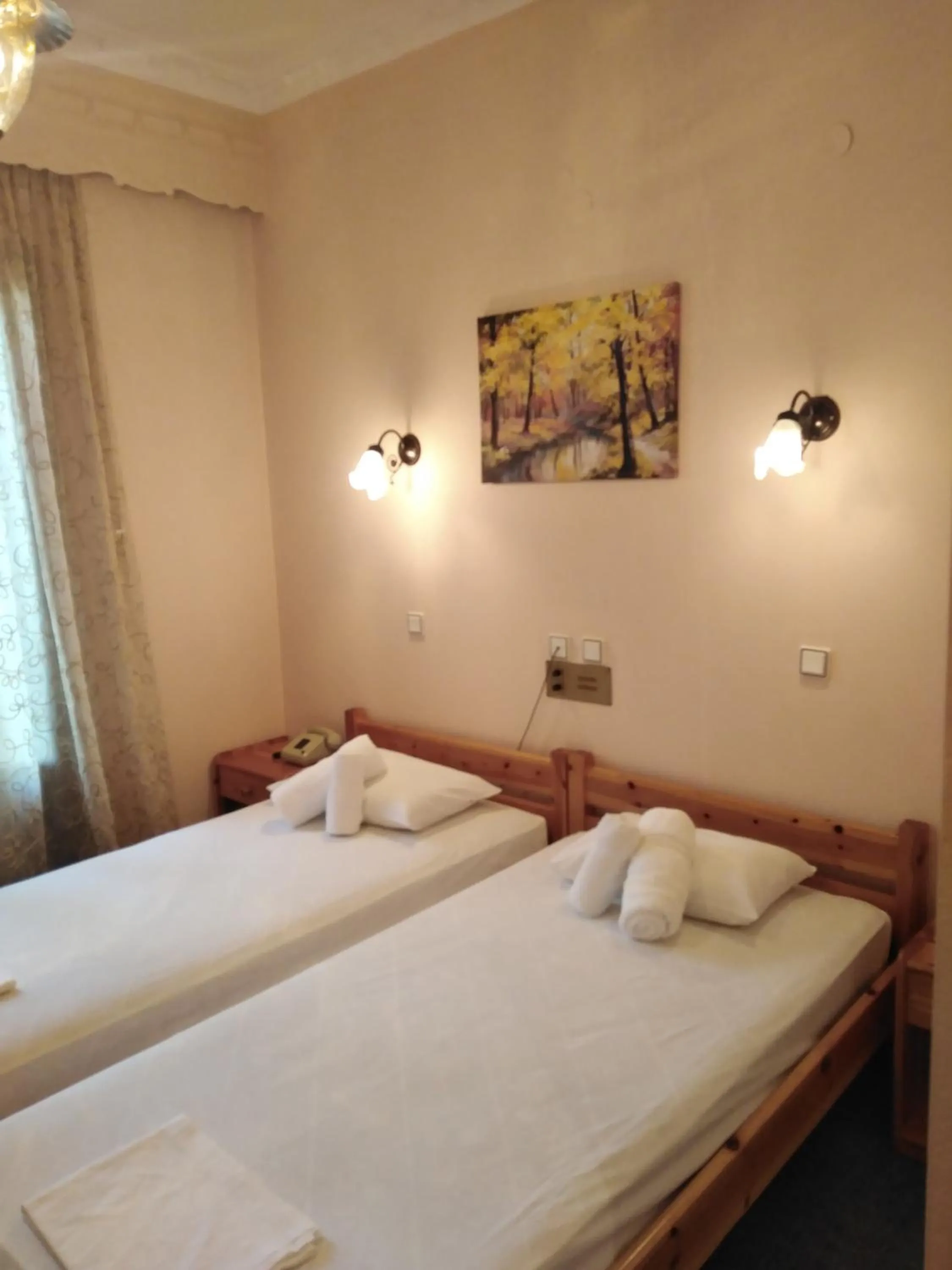 Bed in Hotel Faraggi