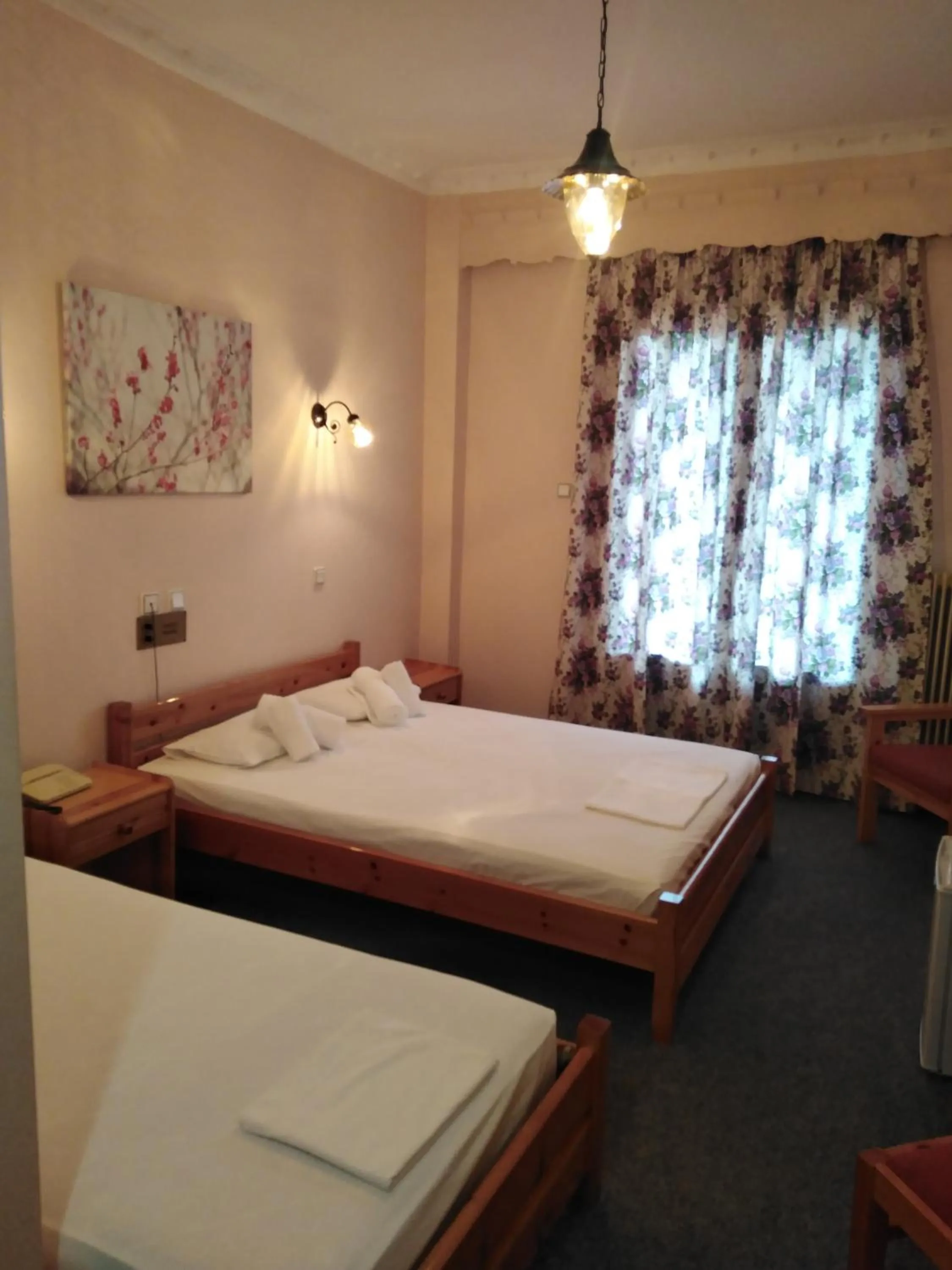 Bed in Hotel Faraggi