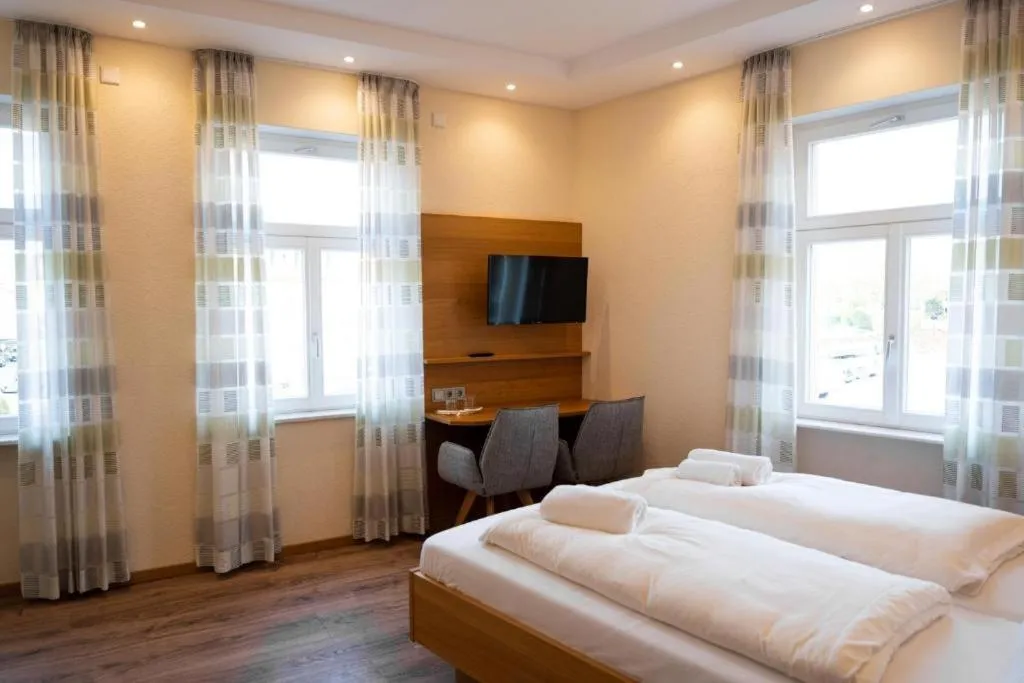 Photo of the whole room, Bed in Gasthause Zur Krone Hotel