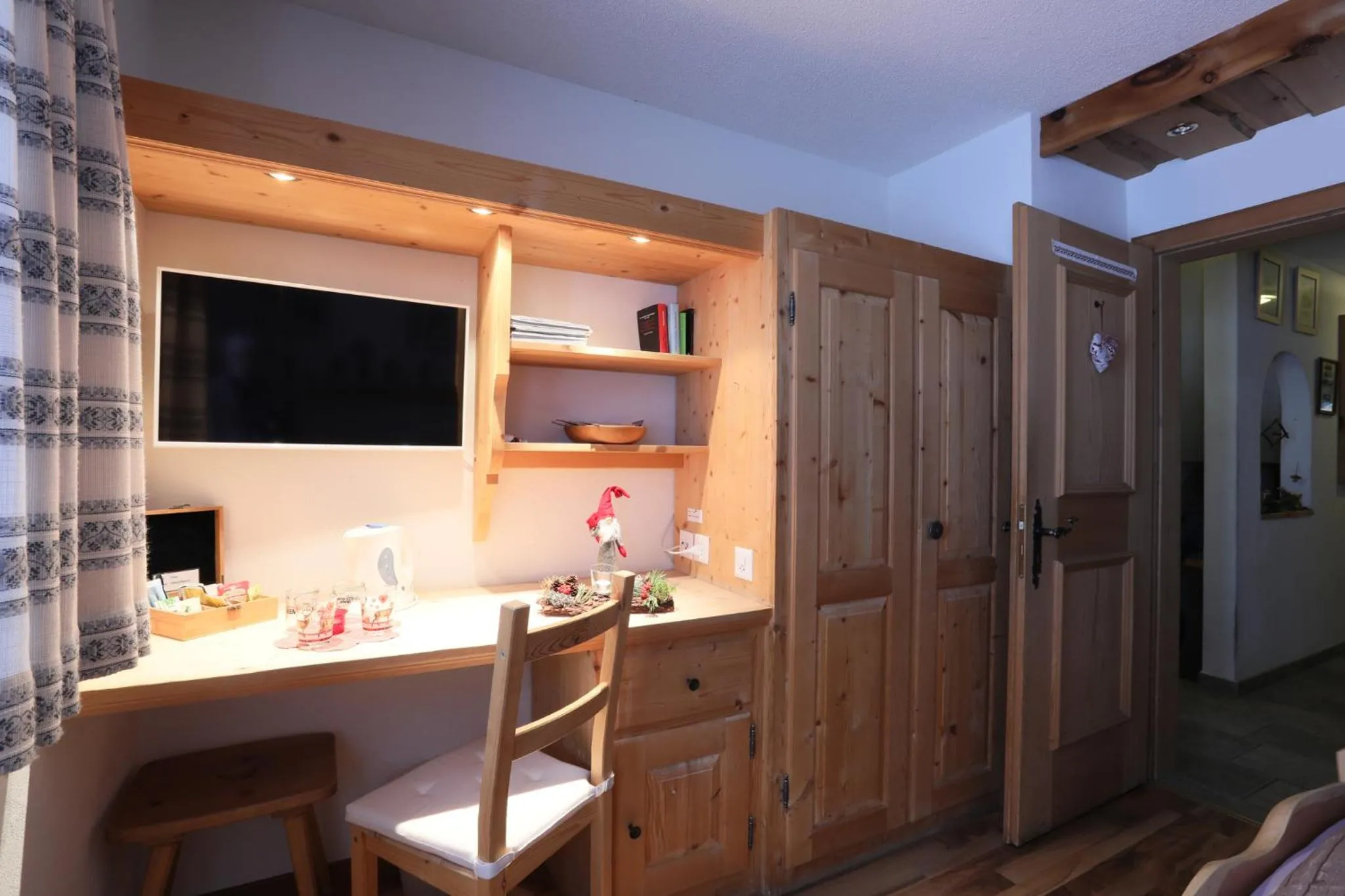 Photo of the whole room in B&B Stiffler-Huus