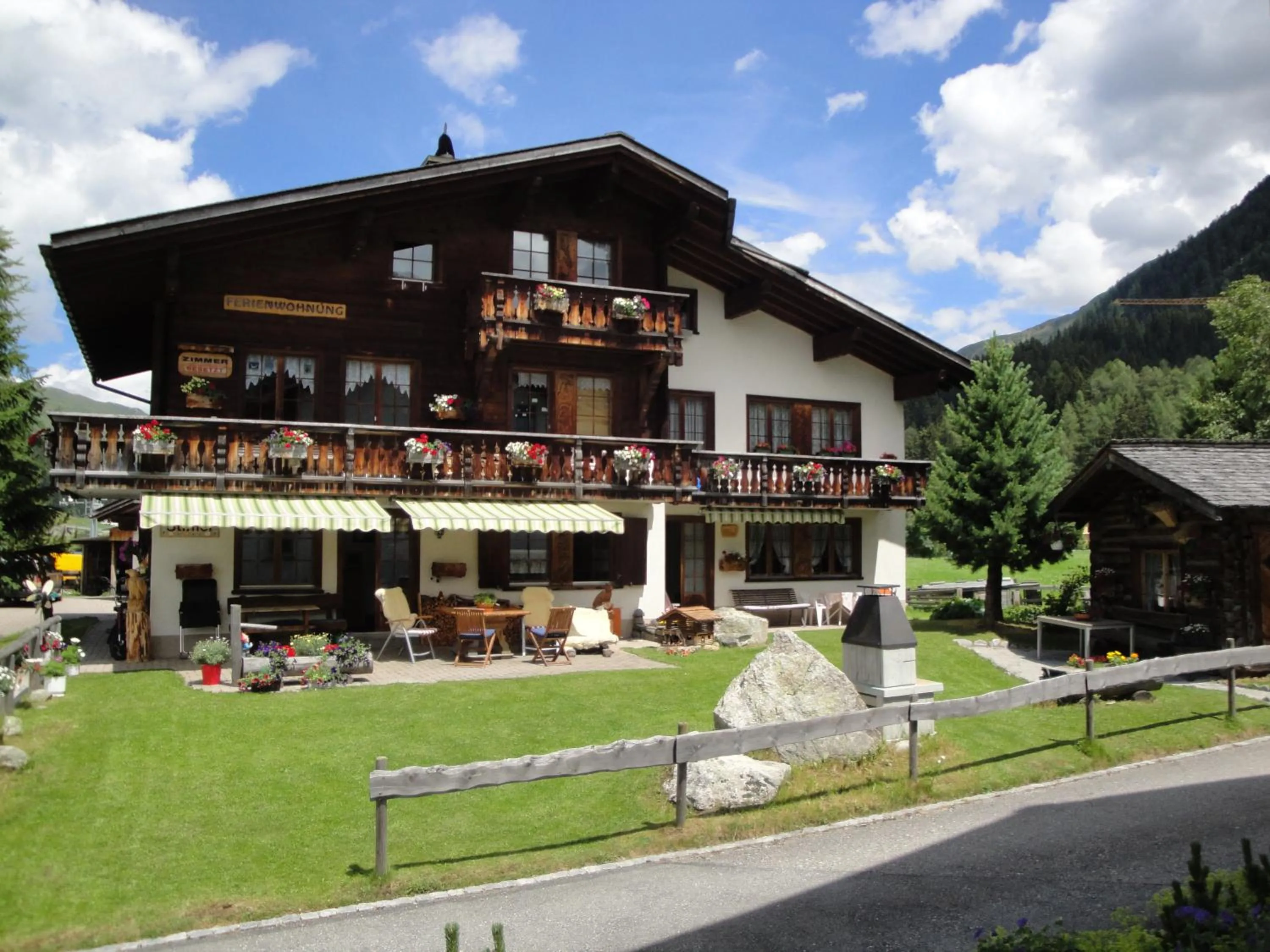 Facade/entrance in B&B Stiffler-Huus