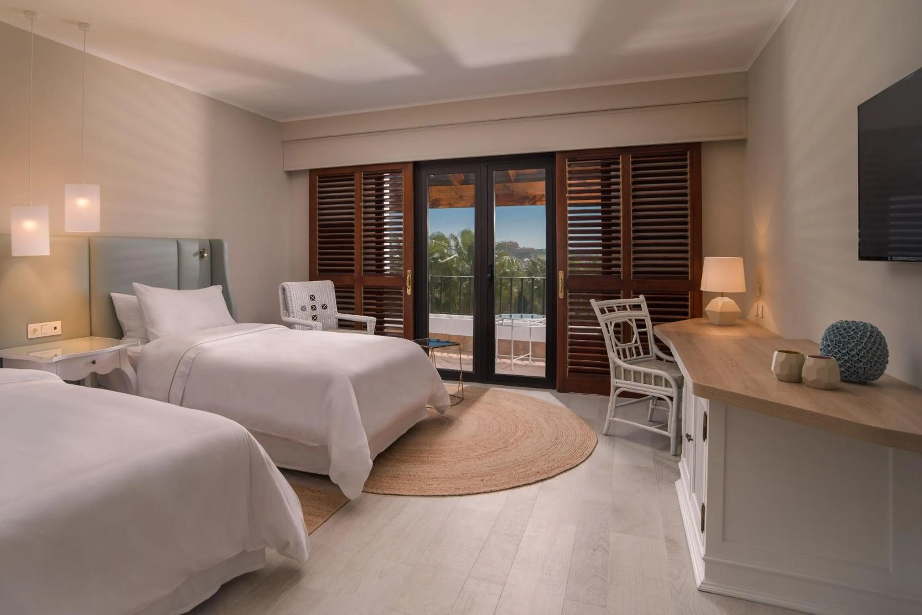 Photo of the whole room, Bed in The Westin La Quinta Golf Resort & Spa, Benahavis, Marbella