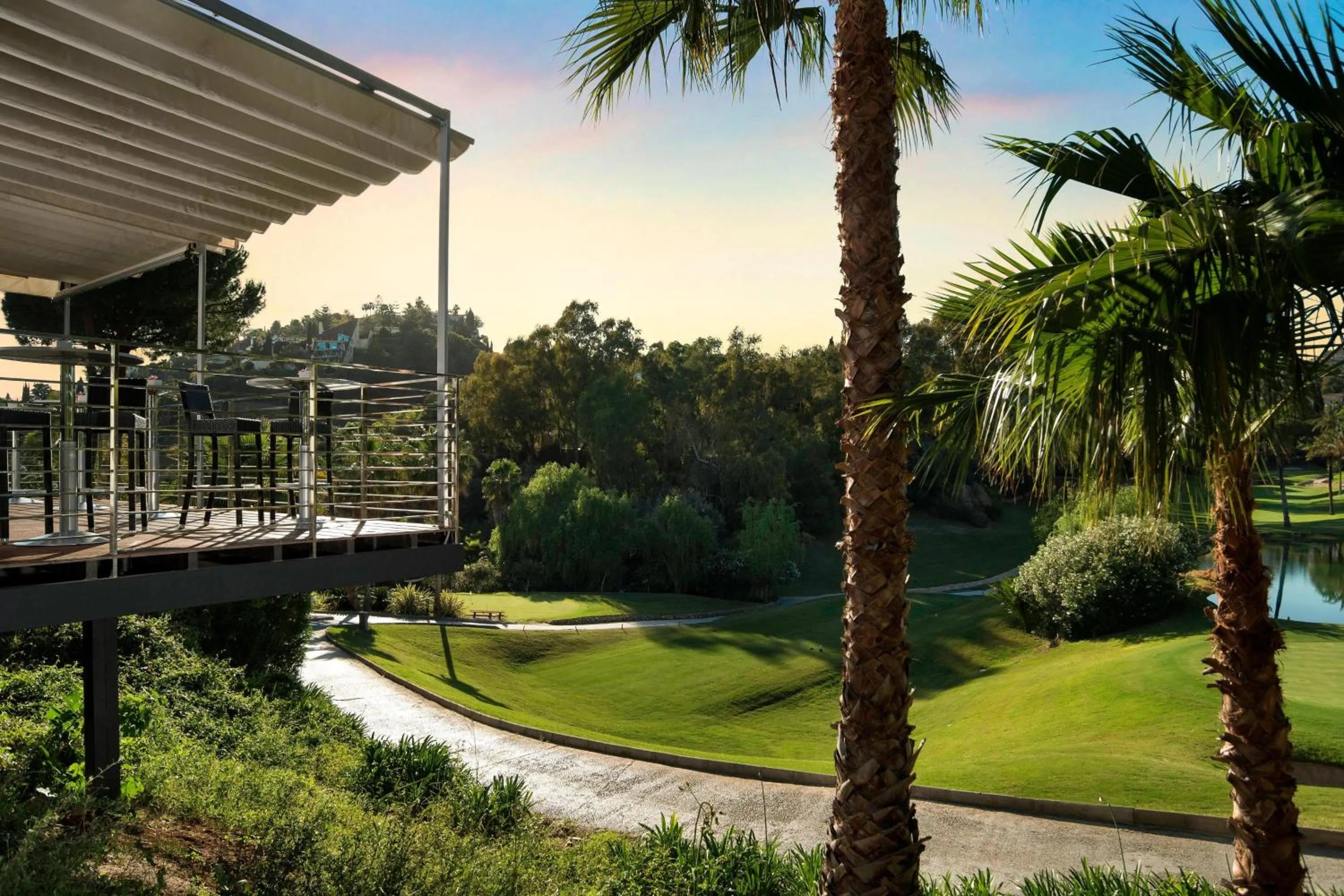 Lounge or bar in The Westin La Quinta Golf Resort & Spa, Benahavis, Marbella