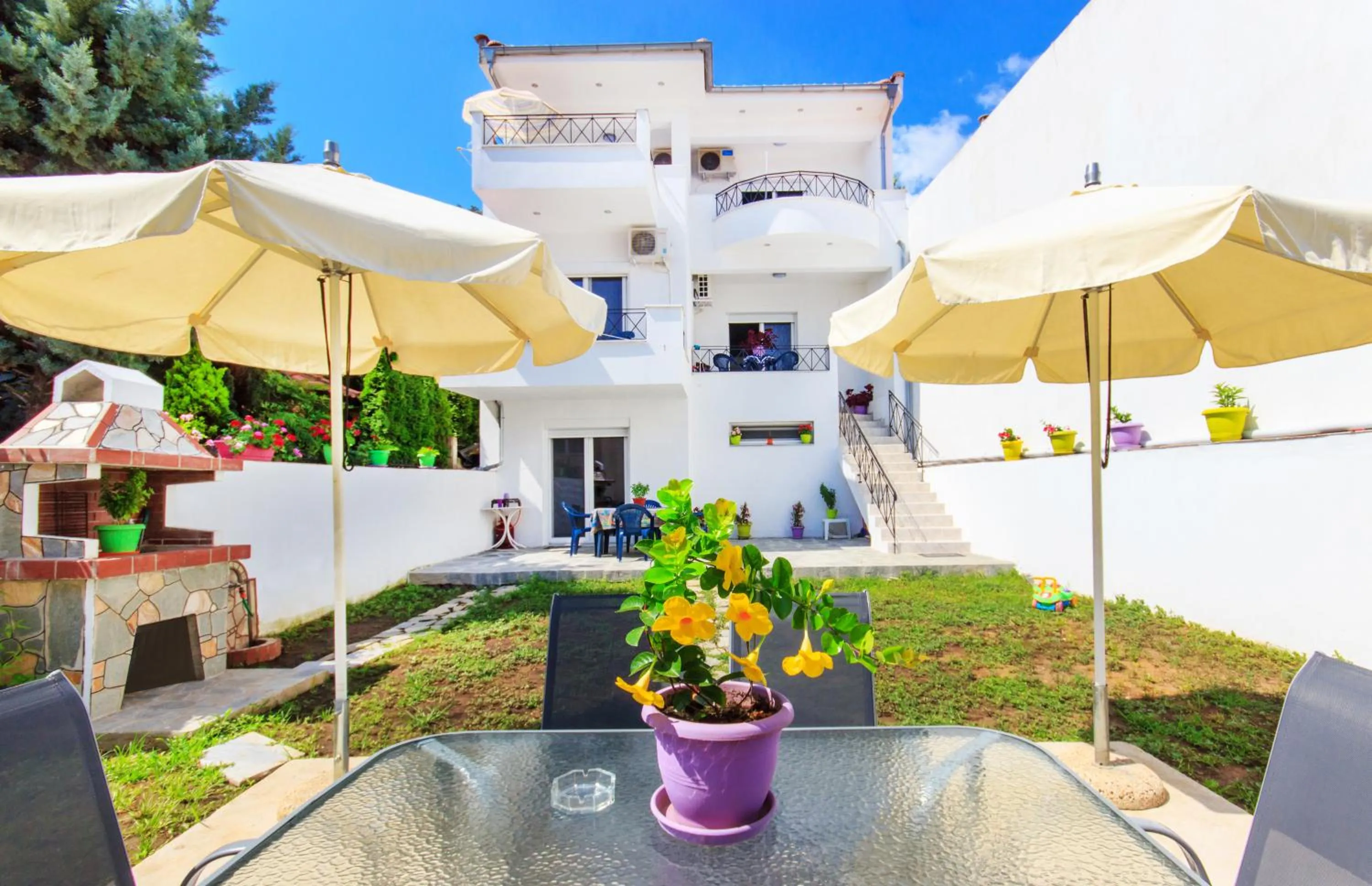 RG Studios Thassos