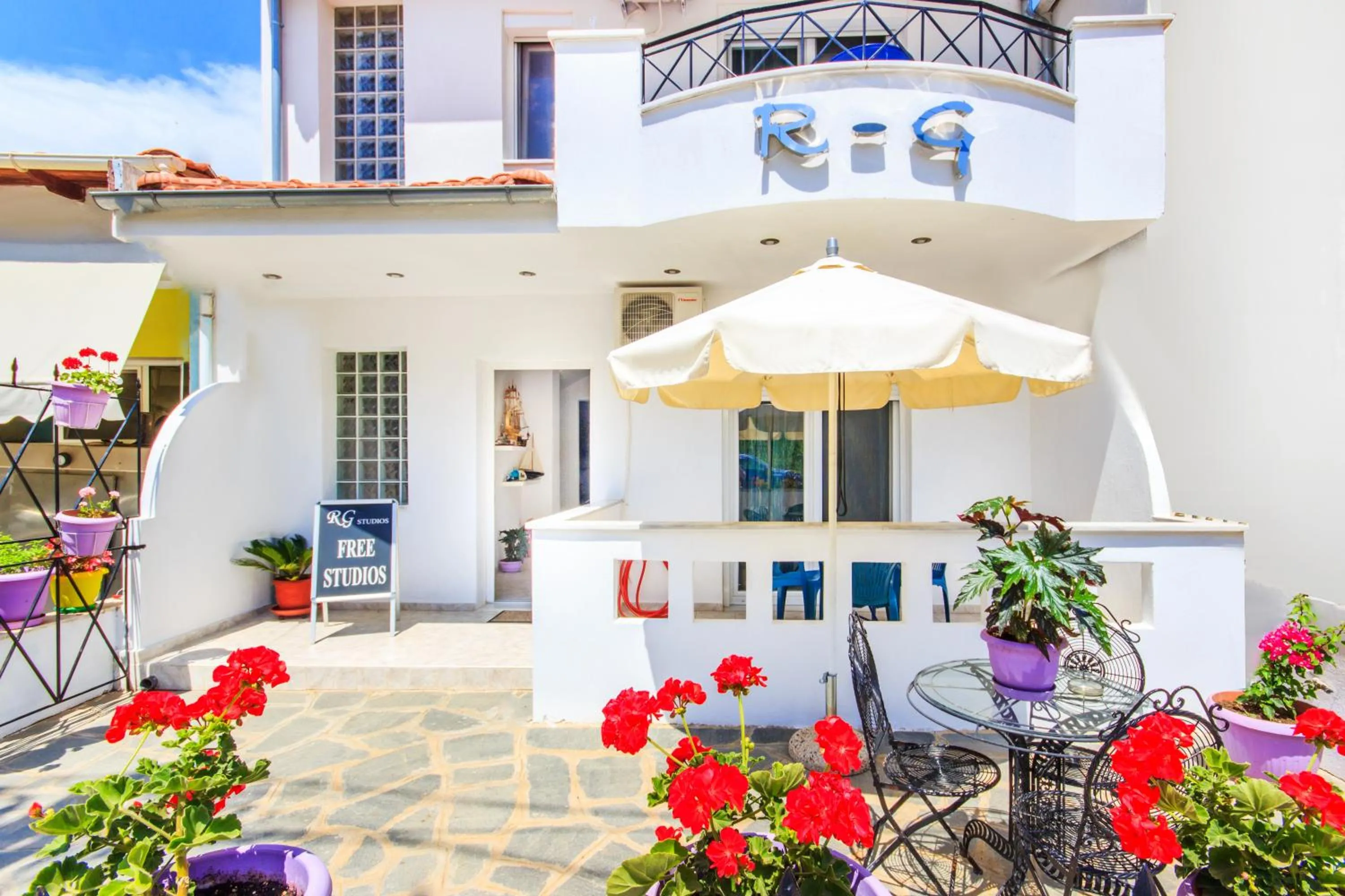 RG Studios Thassos