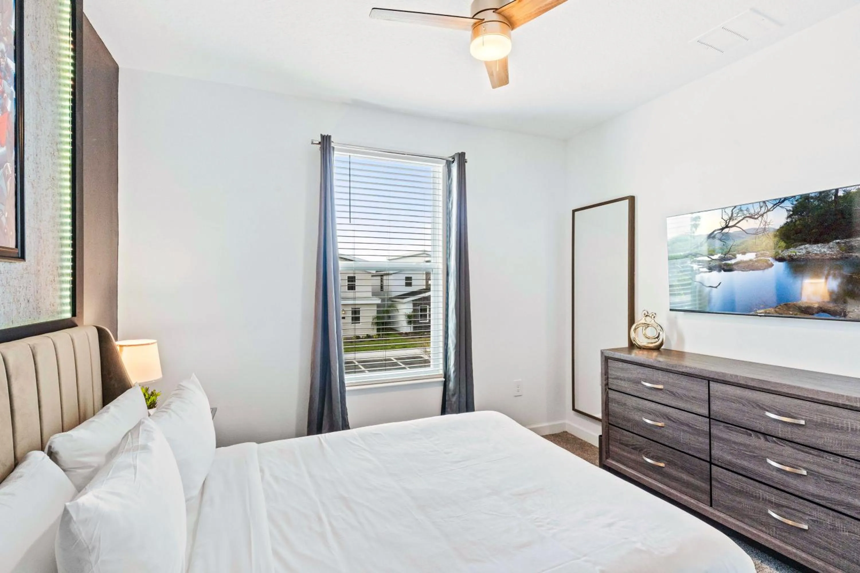 Other, Bed in 9183 Sommerset Hills Drive