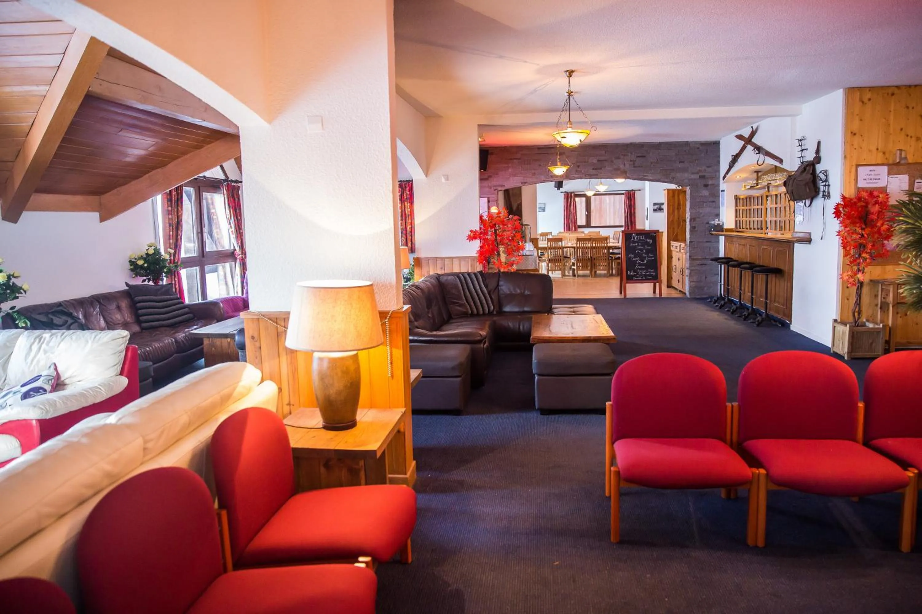 Seating area in Hotel l'Aigle