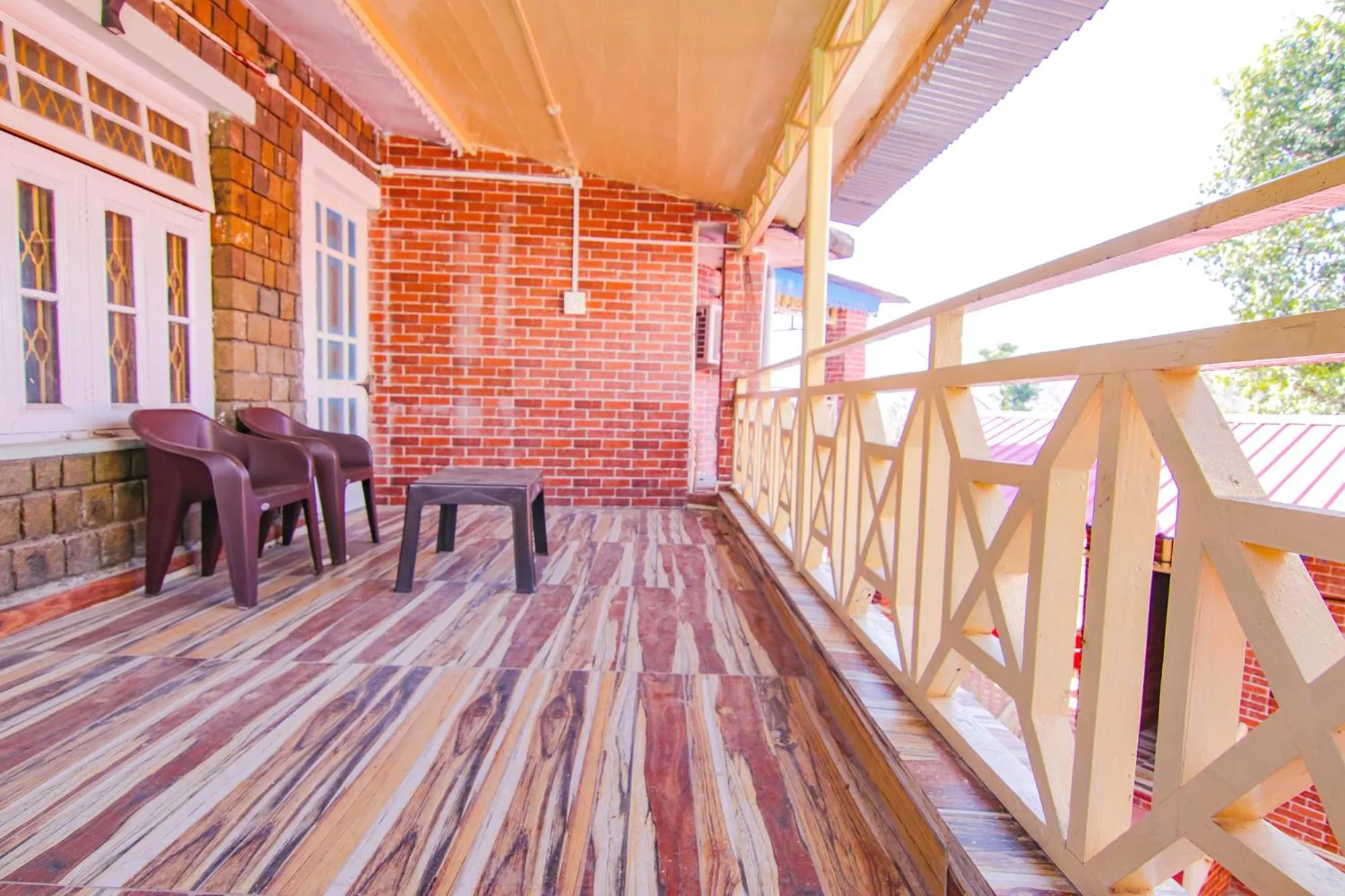 Balcony/Terrace in Royal Green Buds