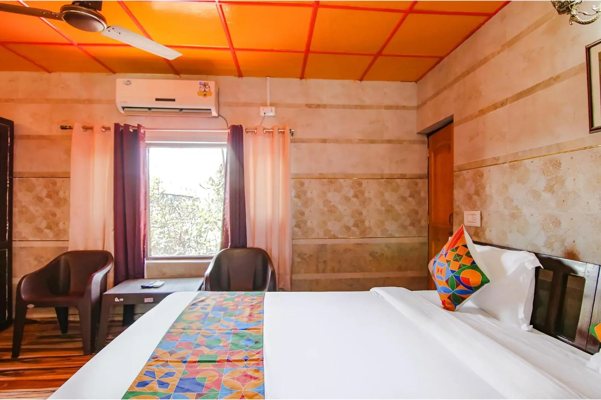 Bedroom, Bed in Royal Green Buds Bedroom, Bed in Royal Green Buds