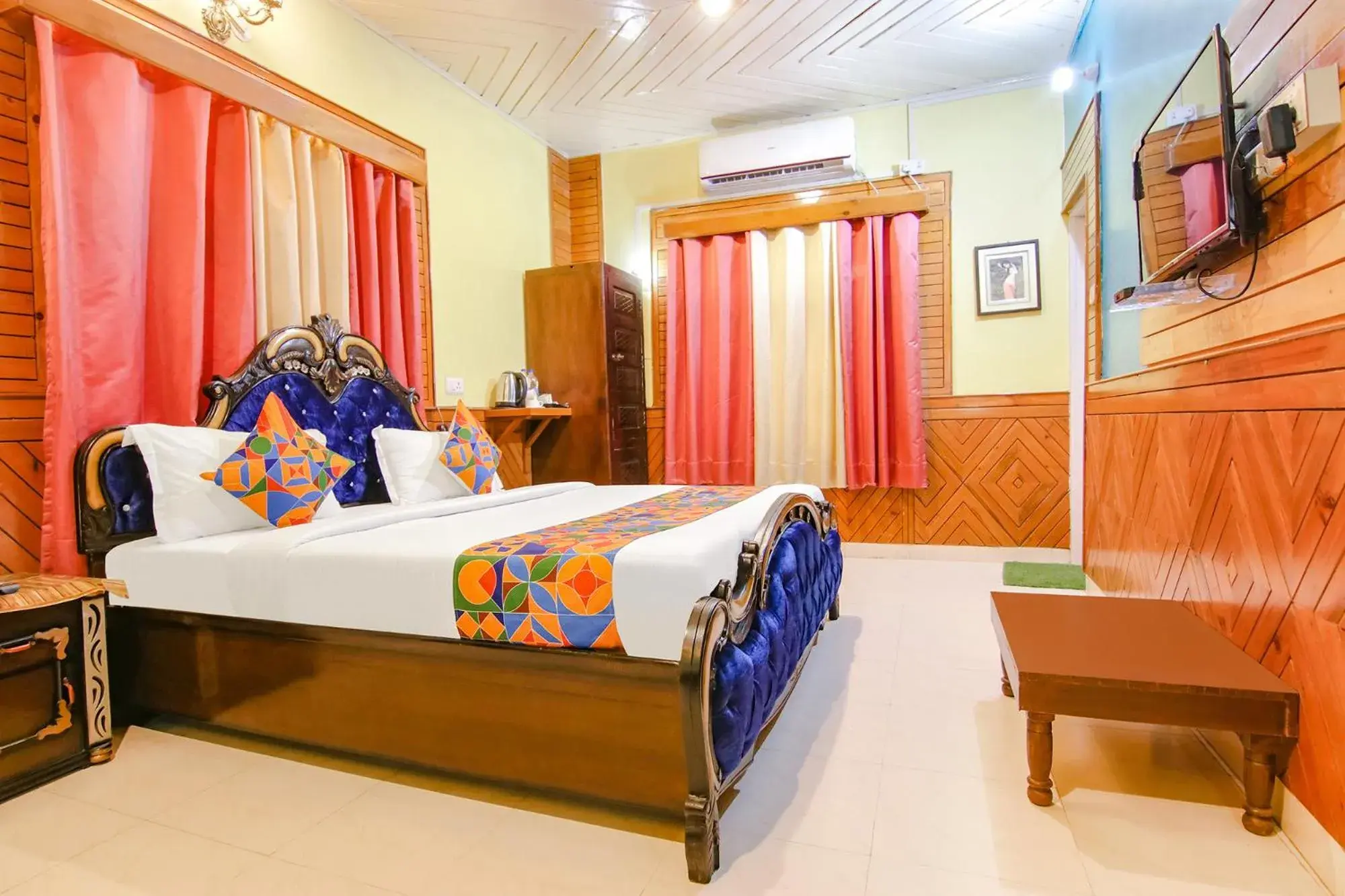 Bed in Royal Green Buds Bed in Royal Green Buds