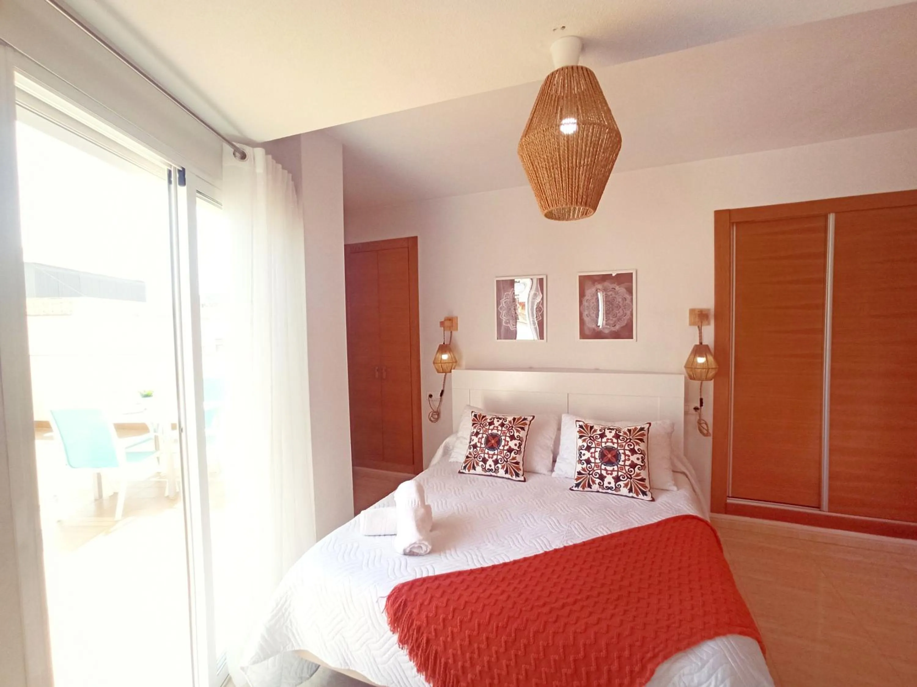 Bed in Avenida Principal - Gran Terraza junto a la playa - by Aloha Palma