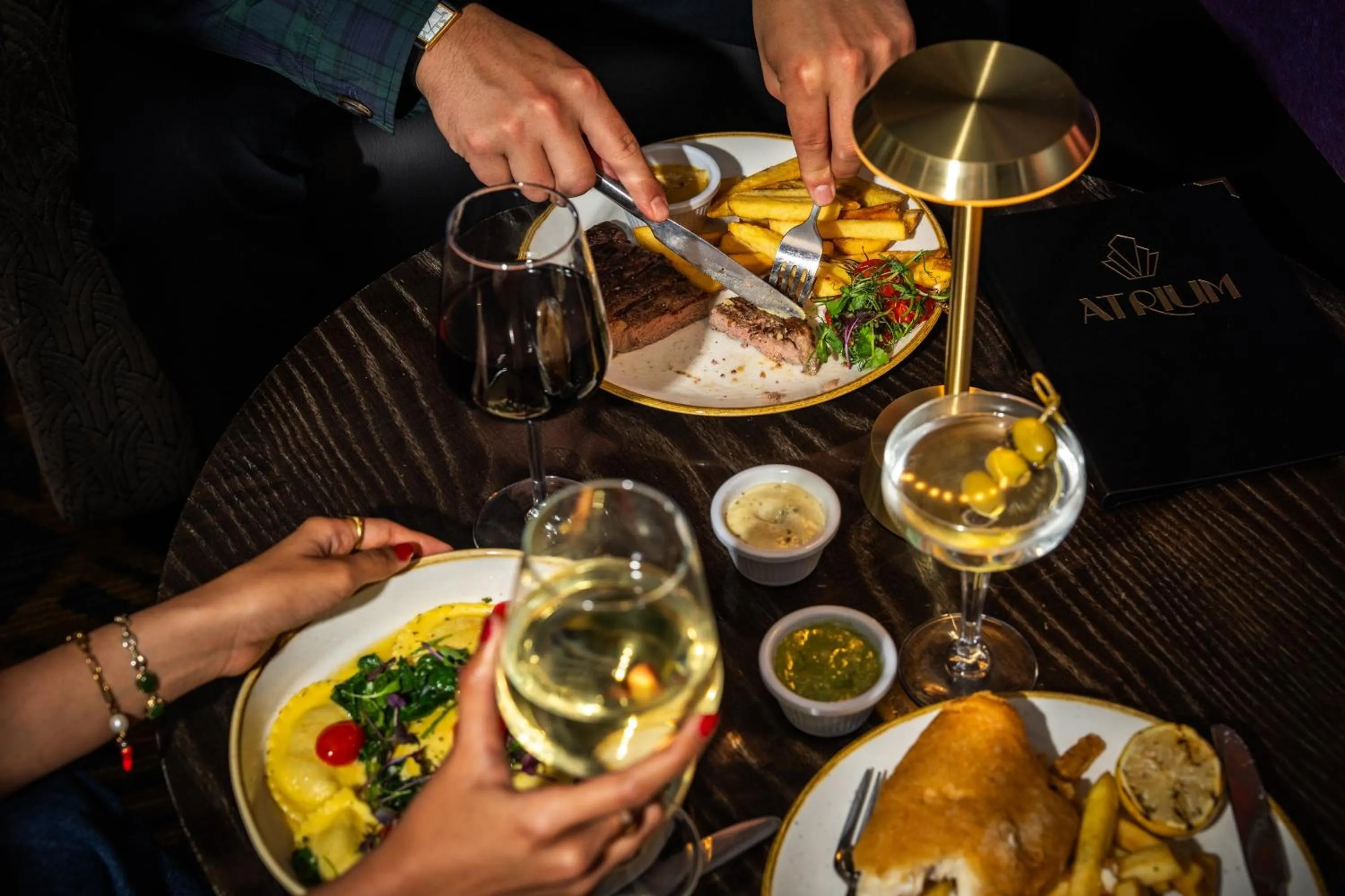 Restaurant/places to eat in President Hotel