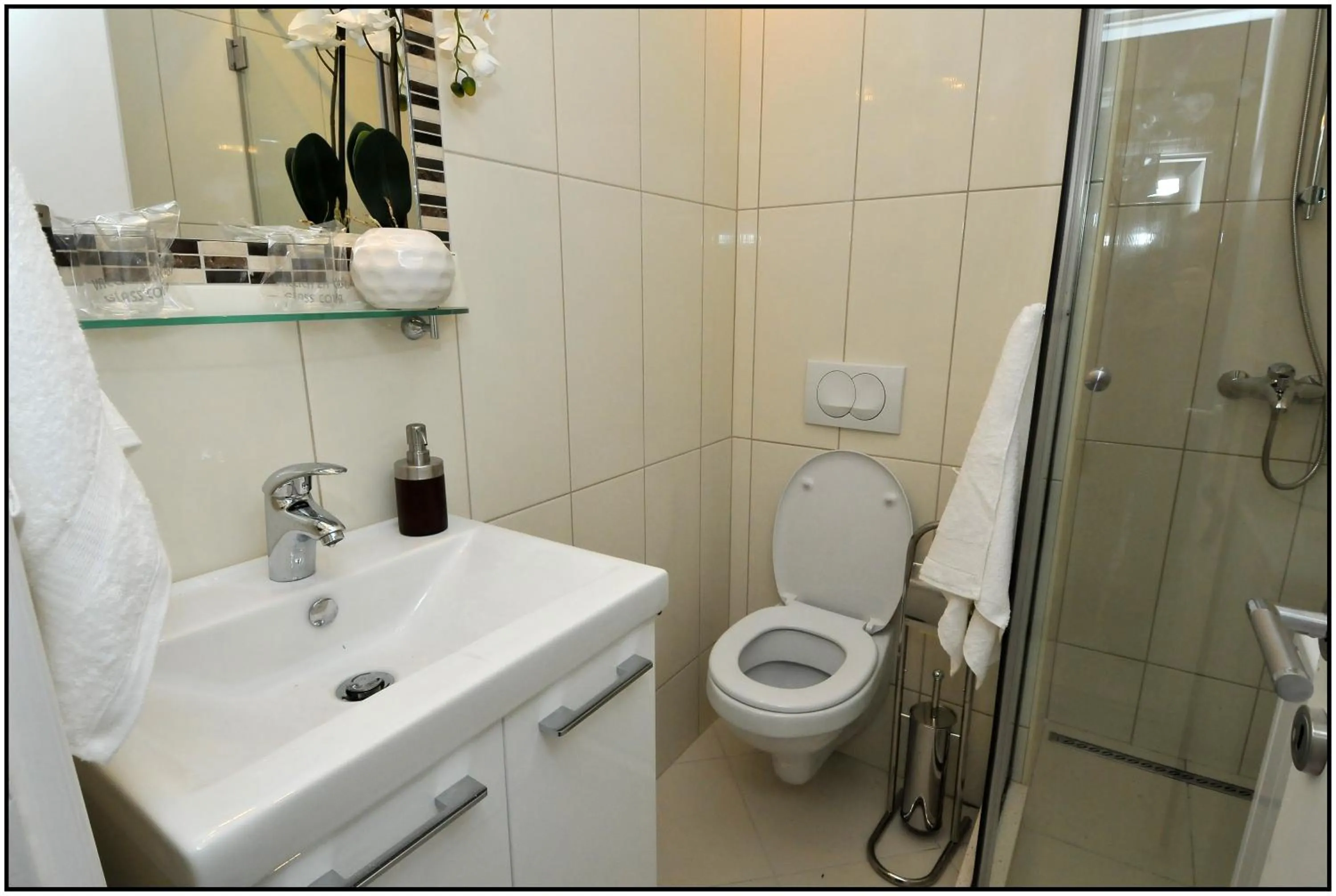 Bathroom in Apartment Karmen