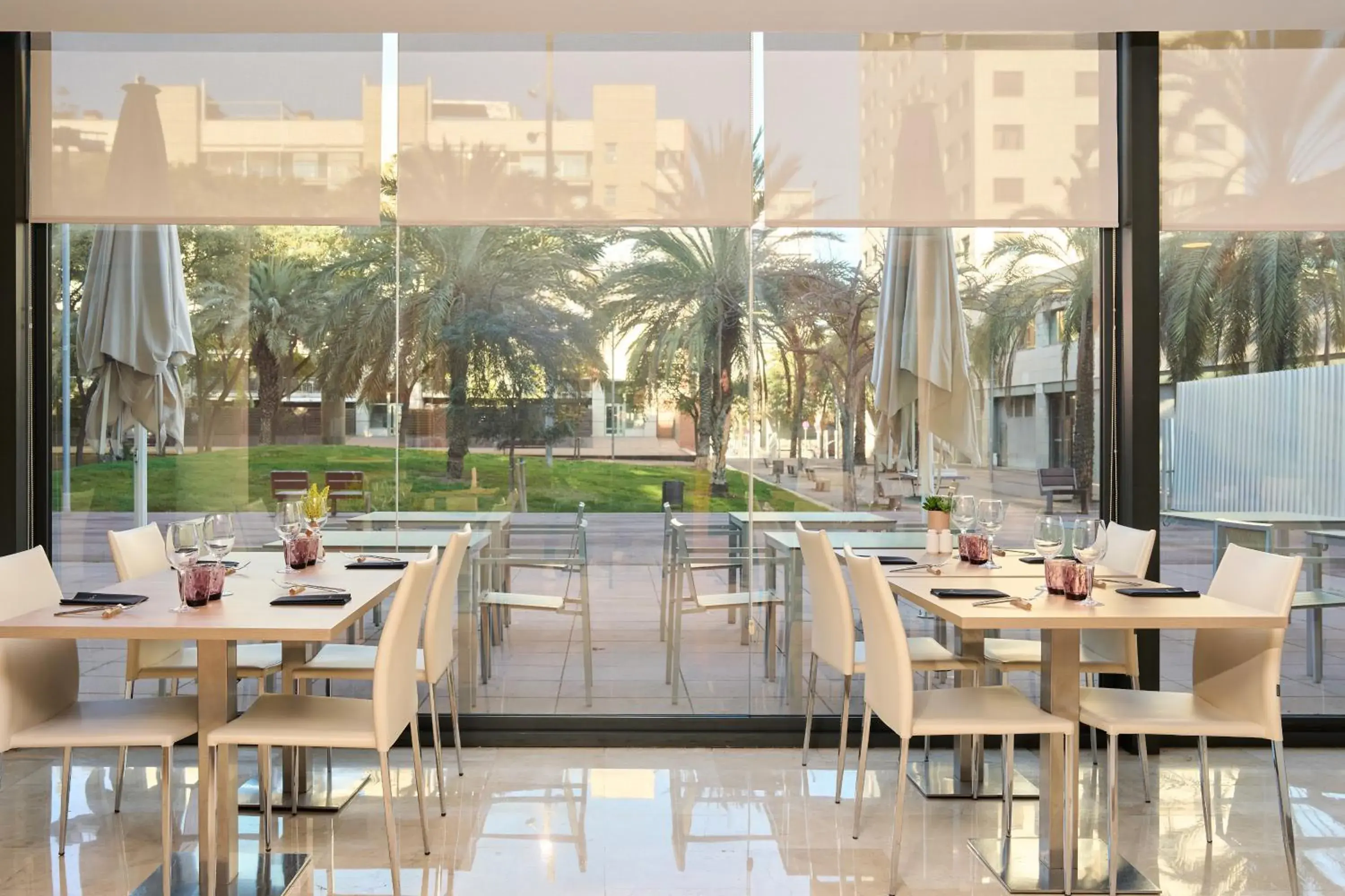 Restaurant/places to eat in Catalonia Barcelona Beach Restaurant/places to eat in Catalonia Barcelona Beach