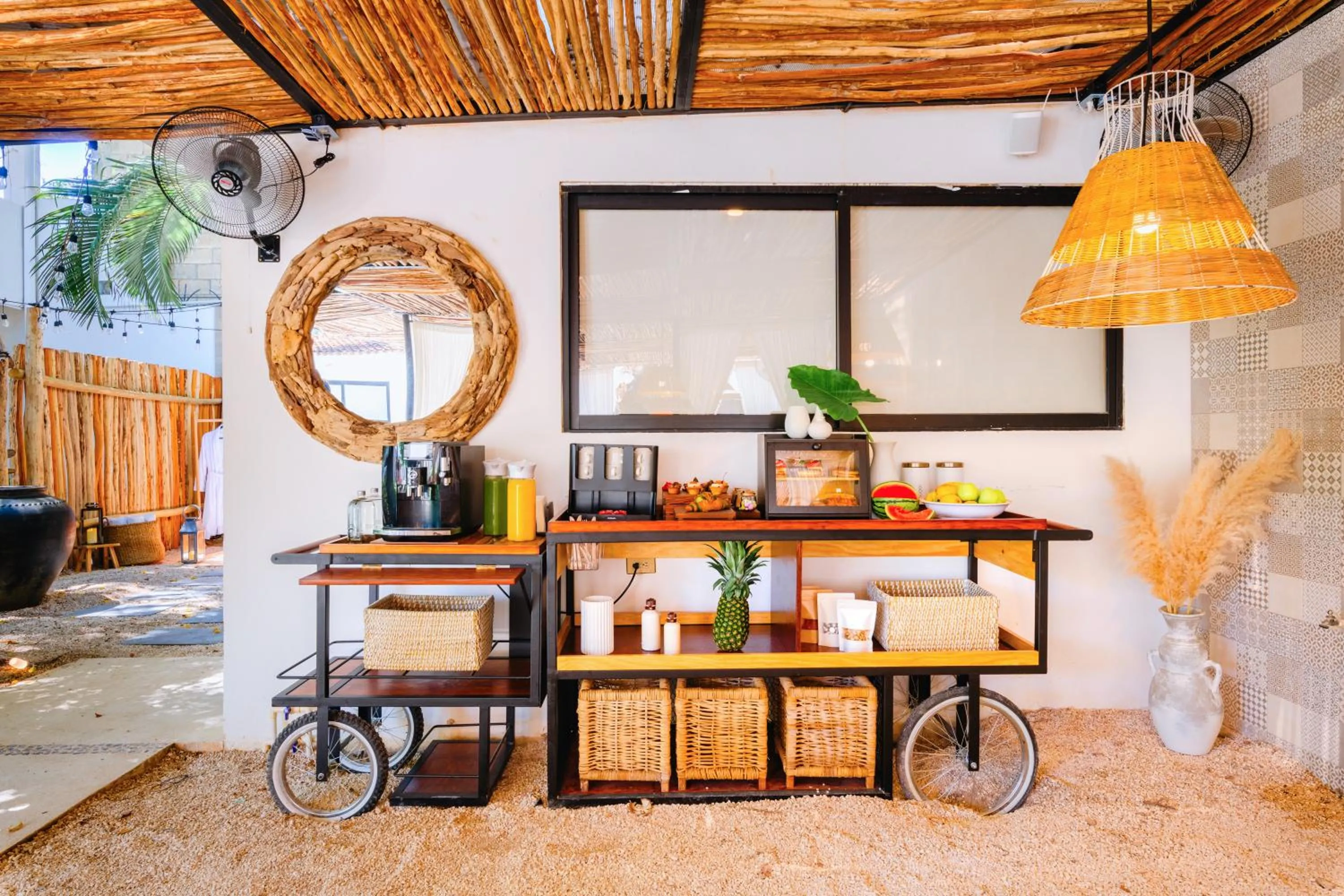 Coffee/tea facilities in Malish Hotel & Spa Luxury Edition