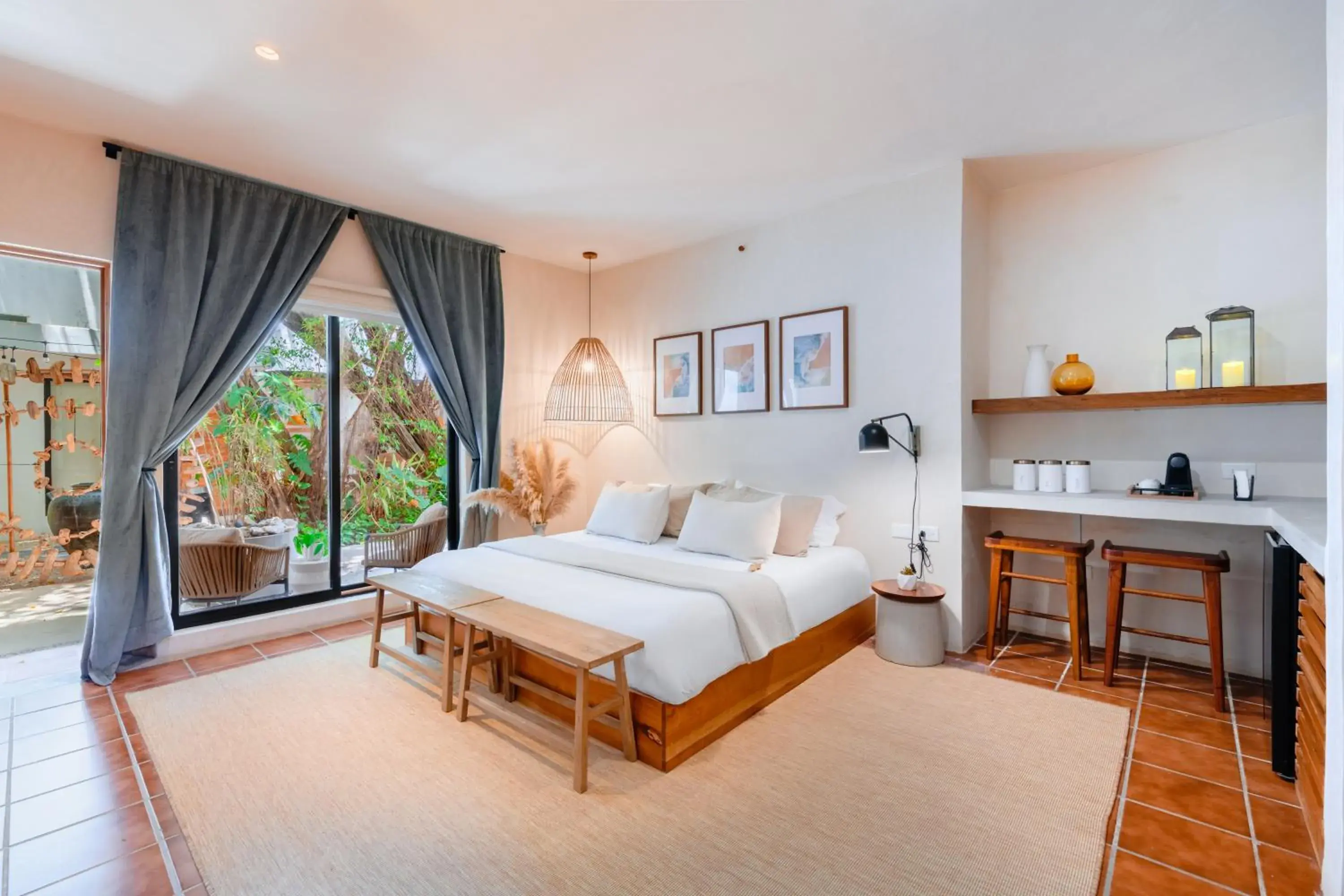 Bed in Malish Hotel & Spa Luxury Edition Bed in Malish Hotel & Spa Luxury Edition