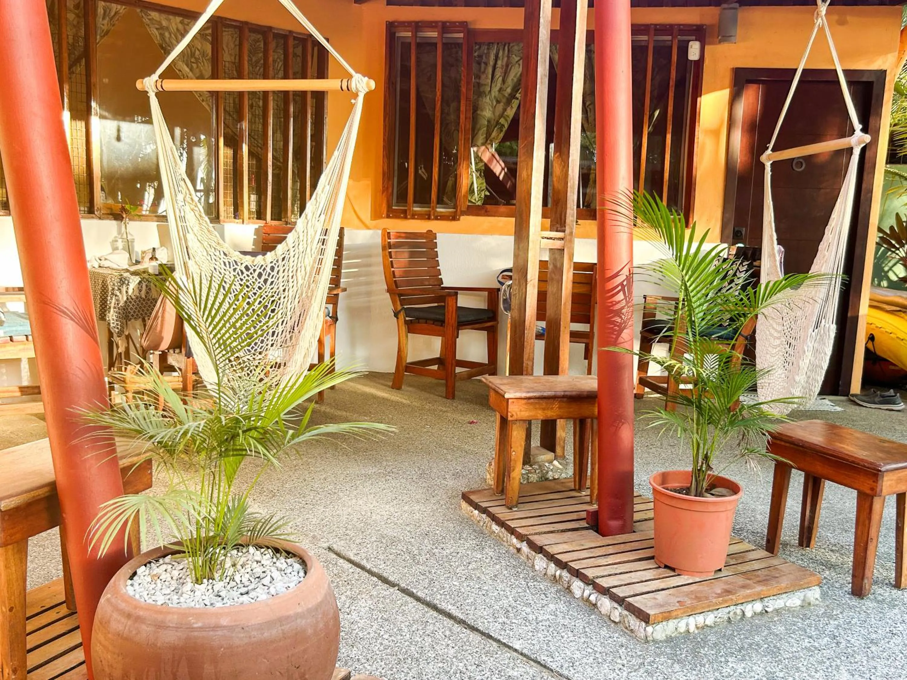 Fenix Hotel - On the Beach