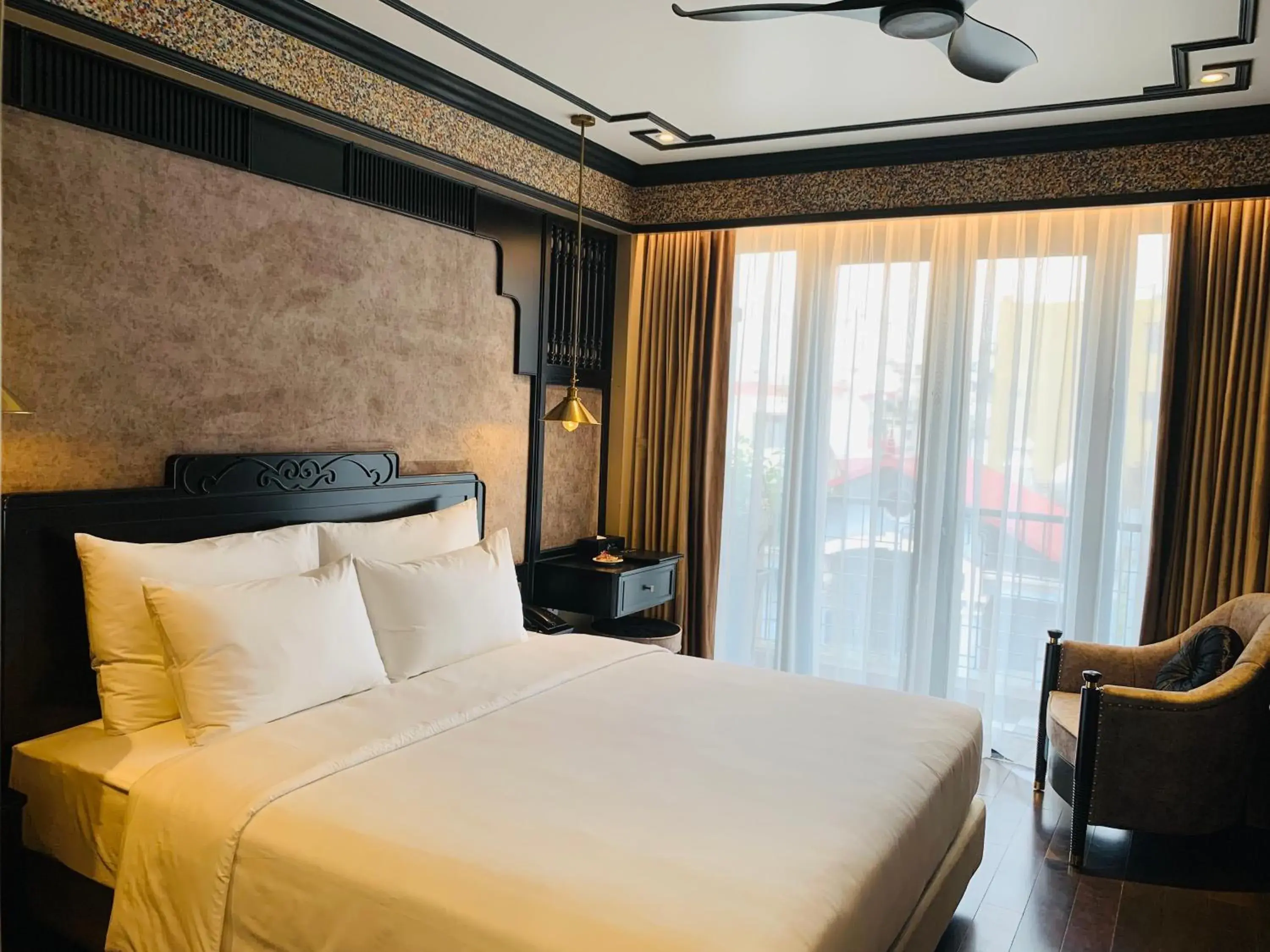 Bed in Hotel du Monde Classic Bed in Hotel du Monde Classic