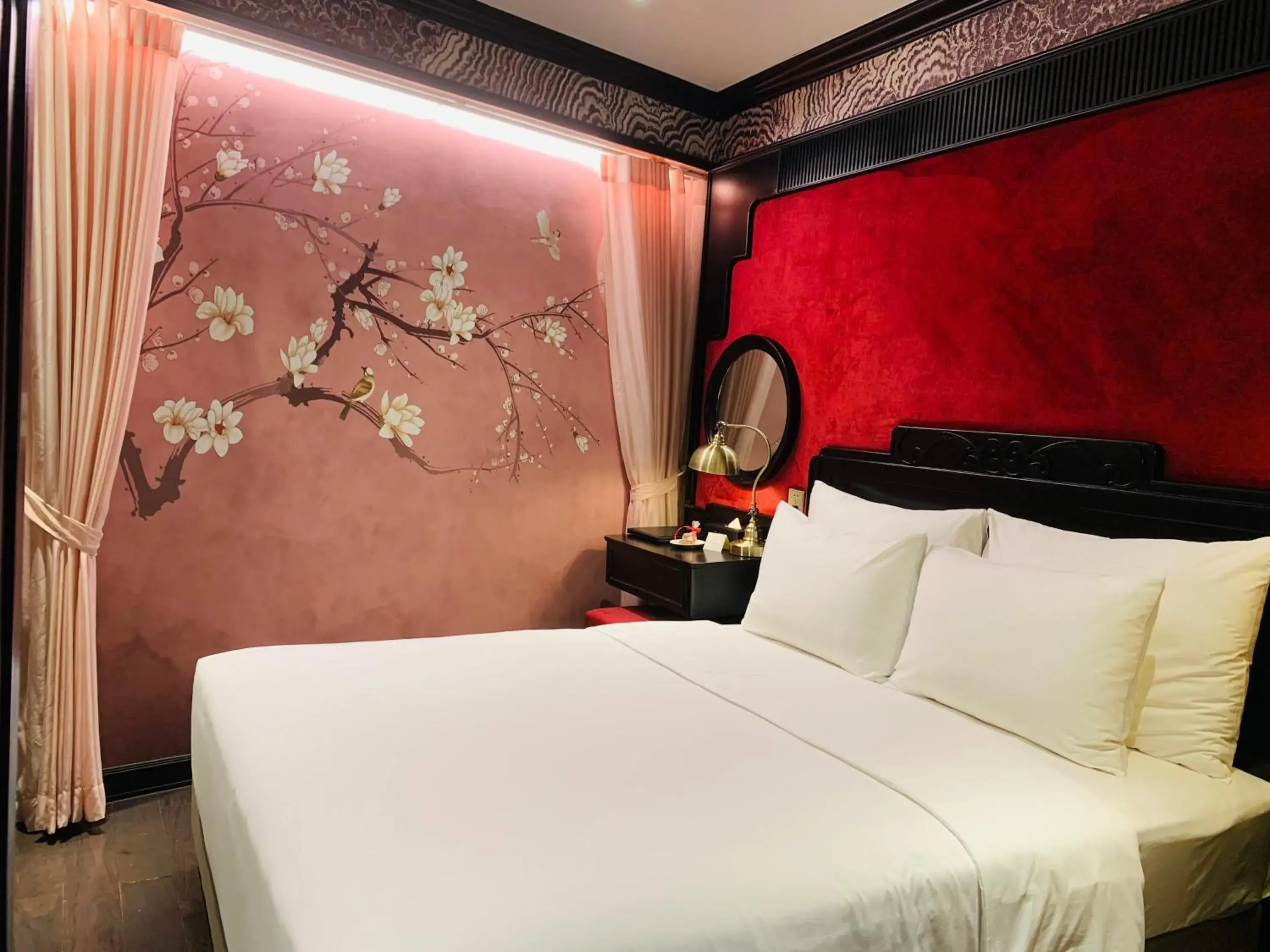 Double Room in Hotel du Monde Classic Double Room in Hotel du Monde Classic