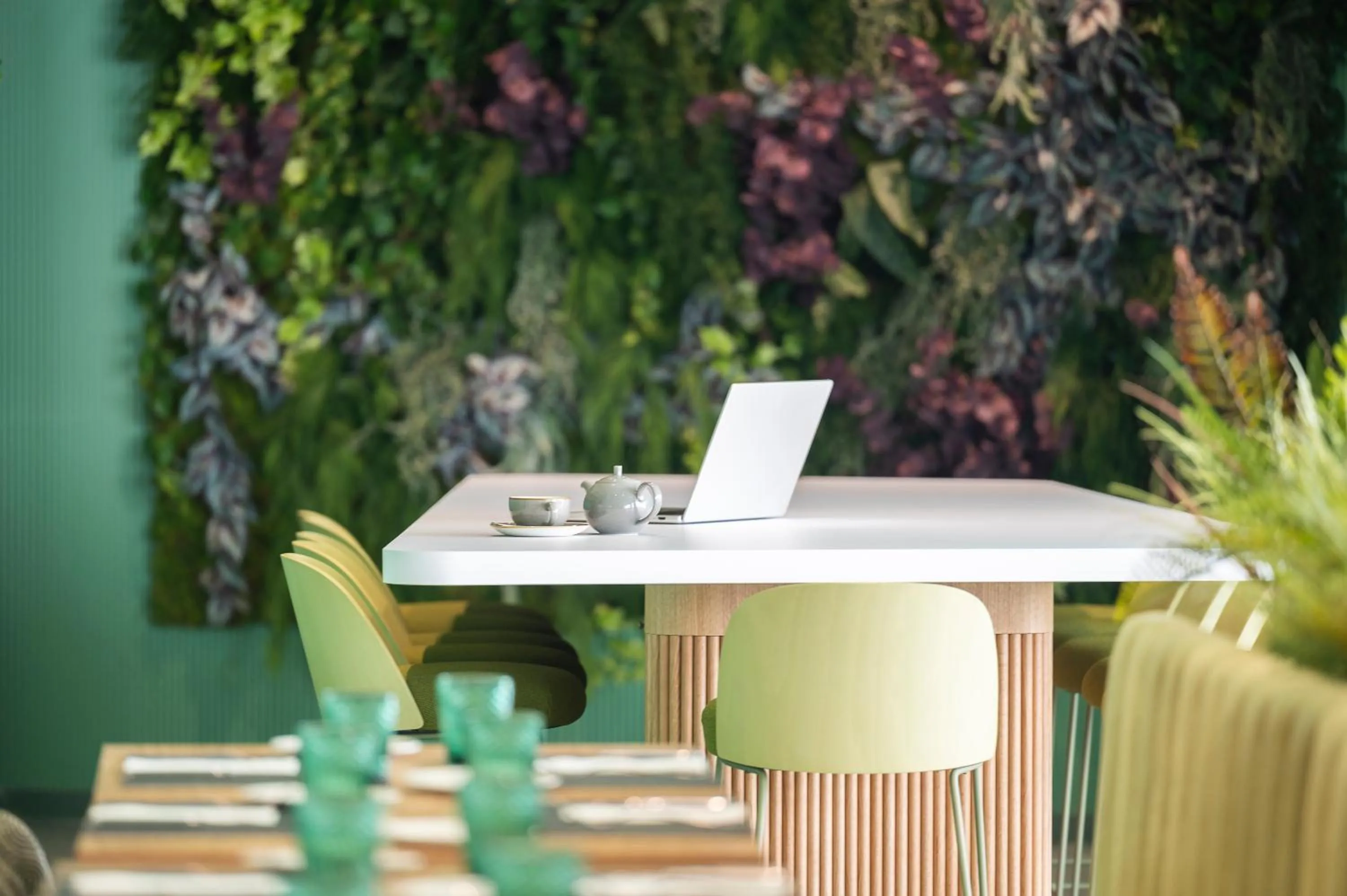 Lounge or bar in Hesperia Barcelona Sant Just