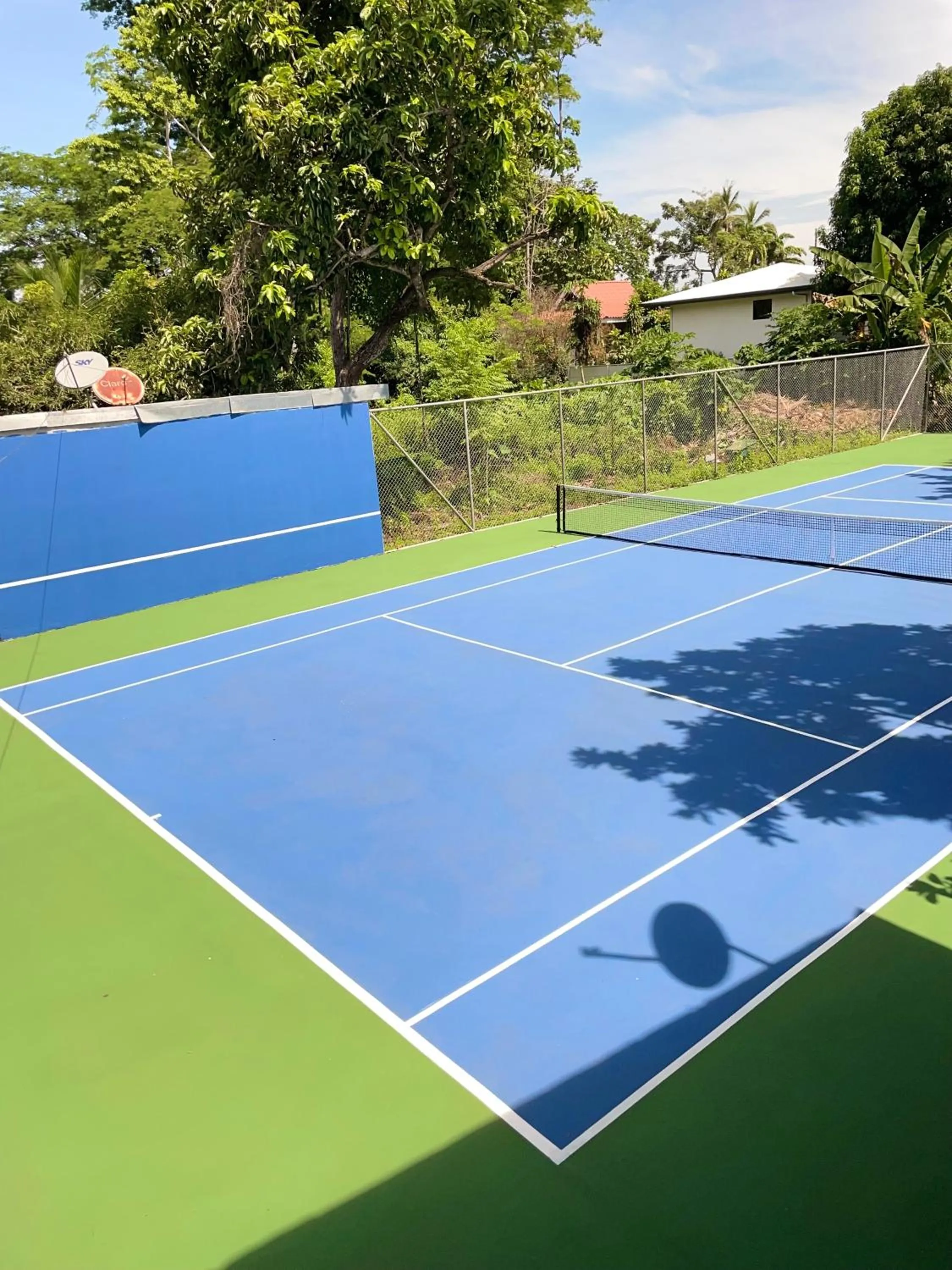 Tennis court in Casitas Joanna