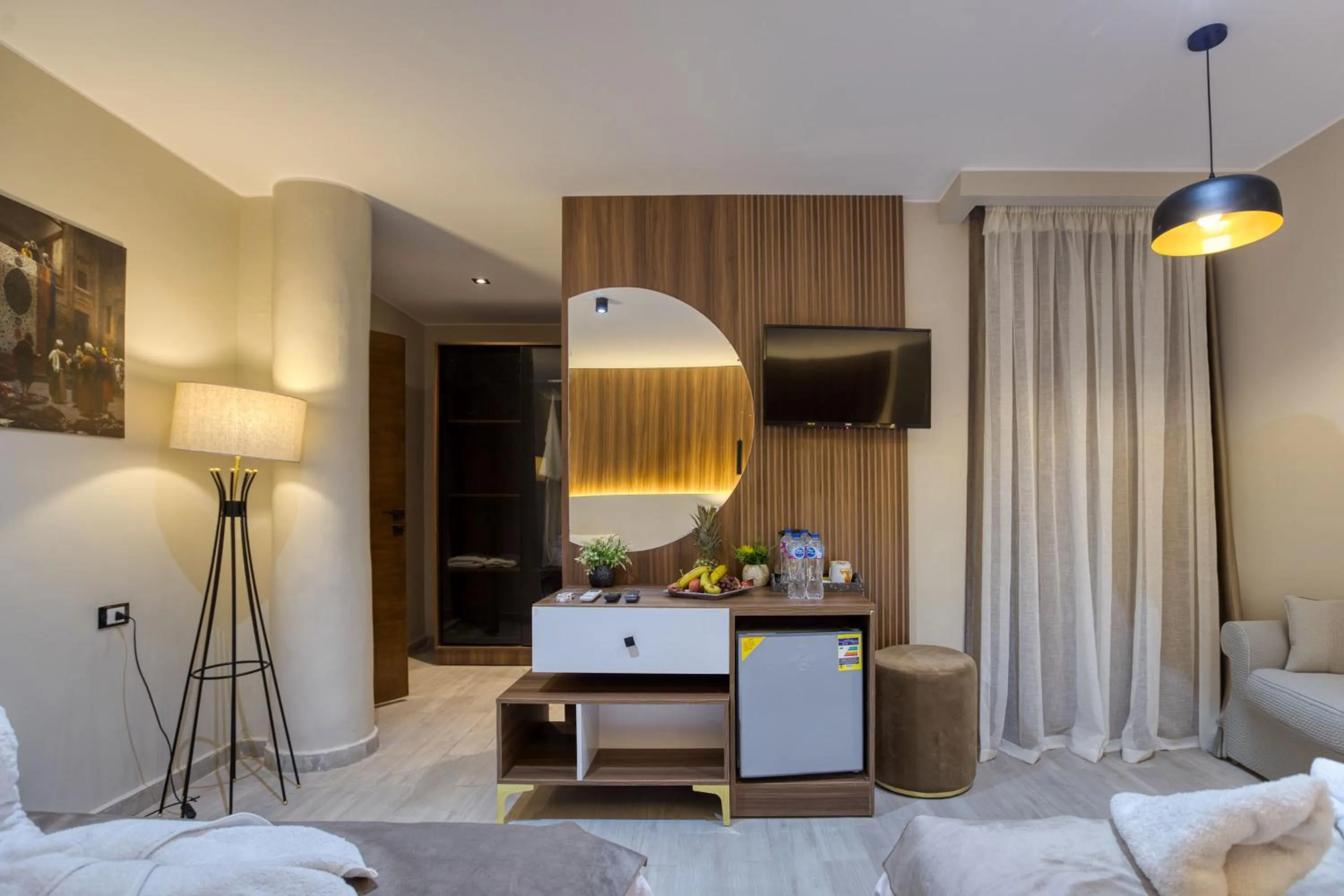 Seating area, Bed in PANORAMA view pyramids