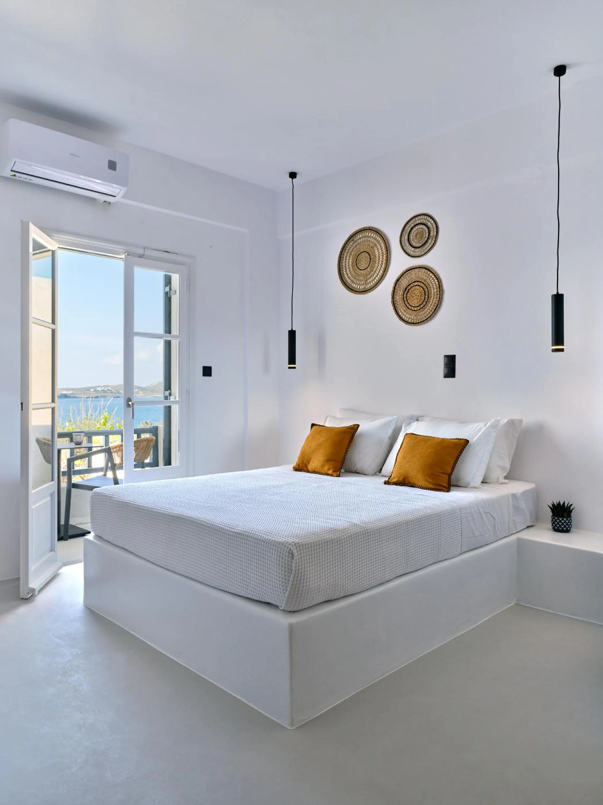 Bed in Paros Five Senses
