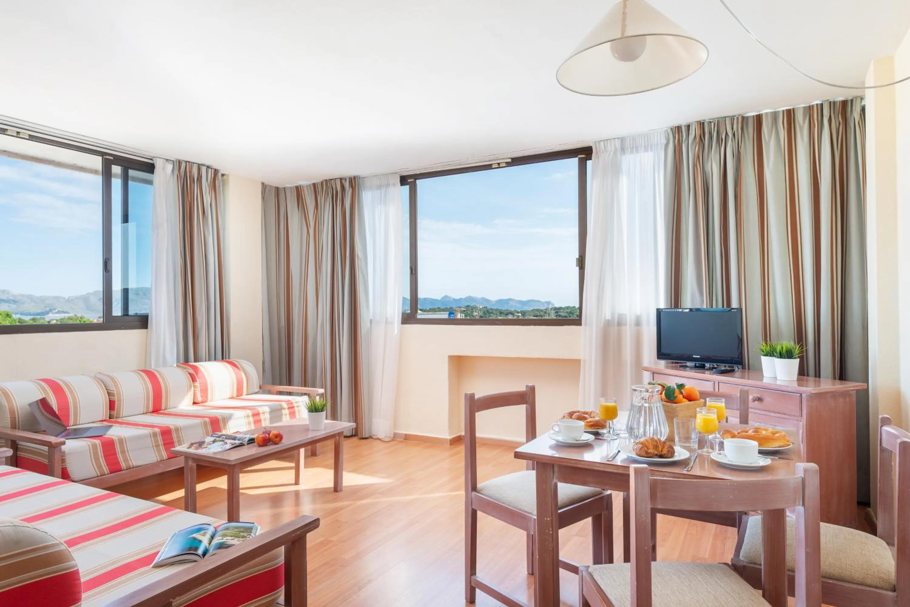 Dining area in Apartamentos Carlos V