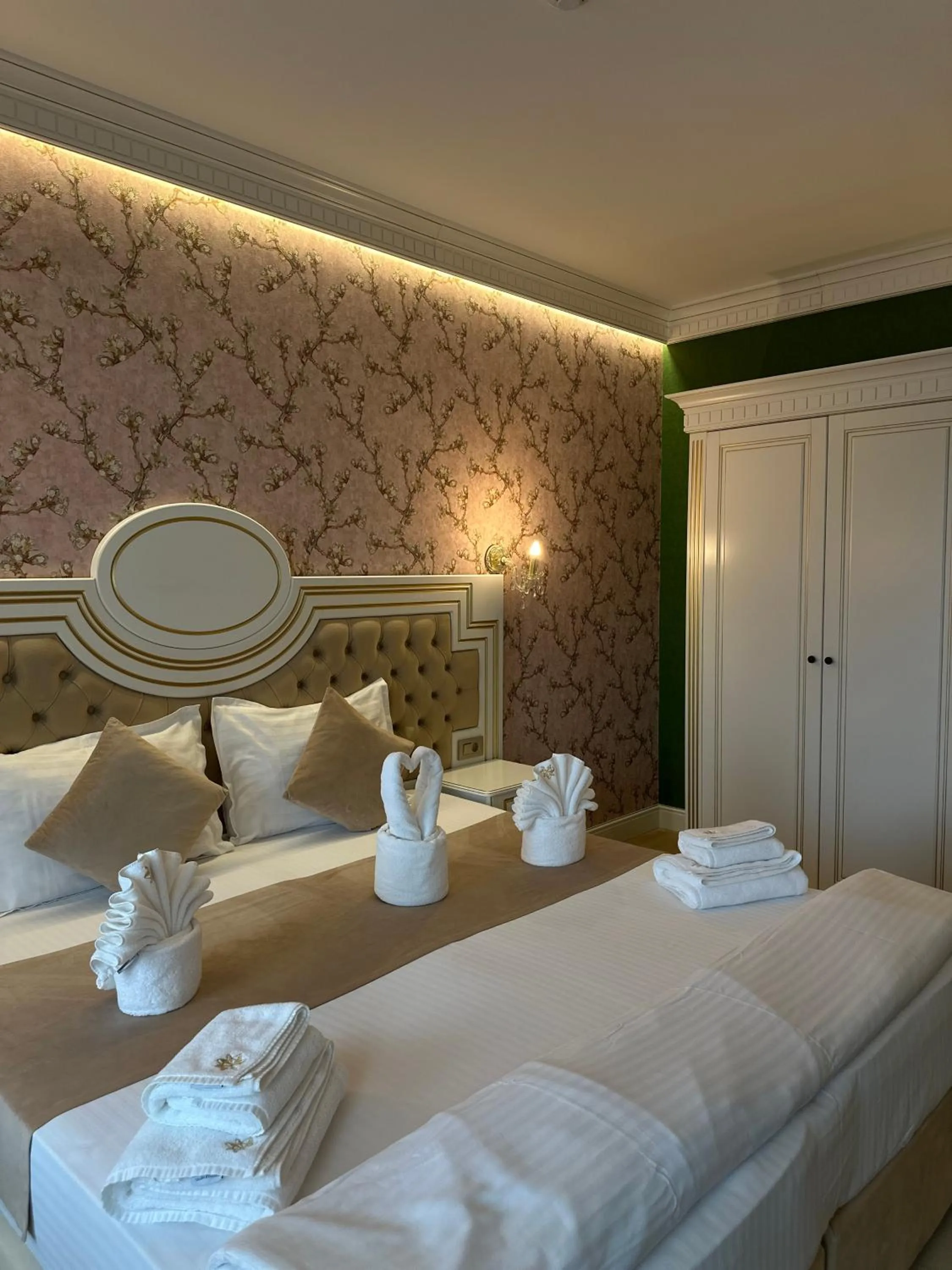 Bed in Cardinale Resort