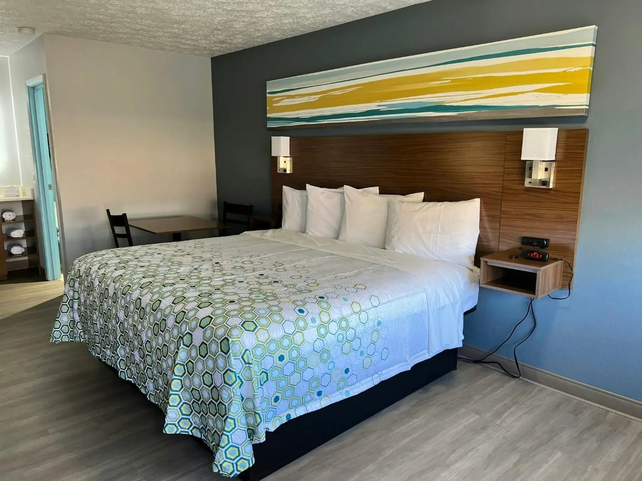 Photo of the whole room, Bed in HomeTowne Studios by Red Roof Georgetown, KY Photo of the whole room, Bed in HomeTowne Studios by Red Roof Georgetown, KY