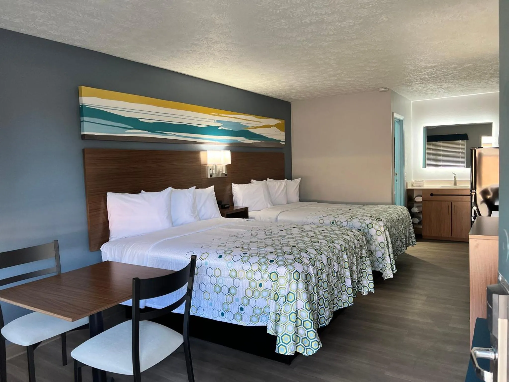 Bedroom, Bed in HomeTowne Studios by Red Roof Georgetown, KY