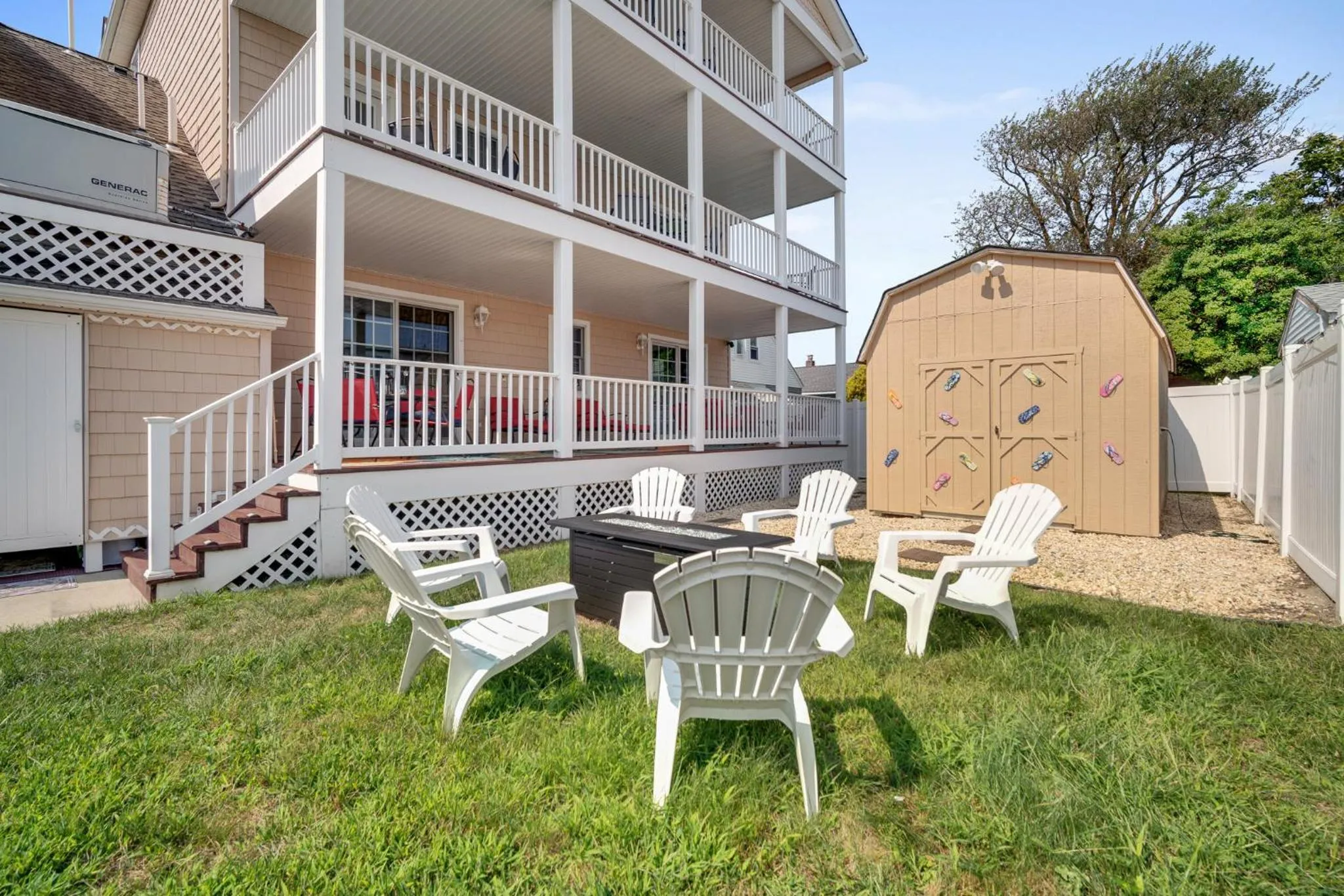 Inner courtyard view in Exquisitely Large Home Block and a half to Beach