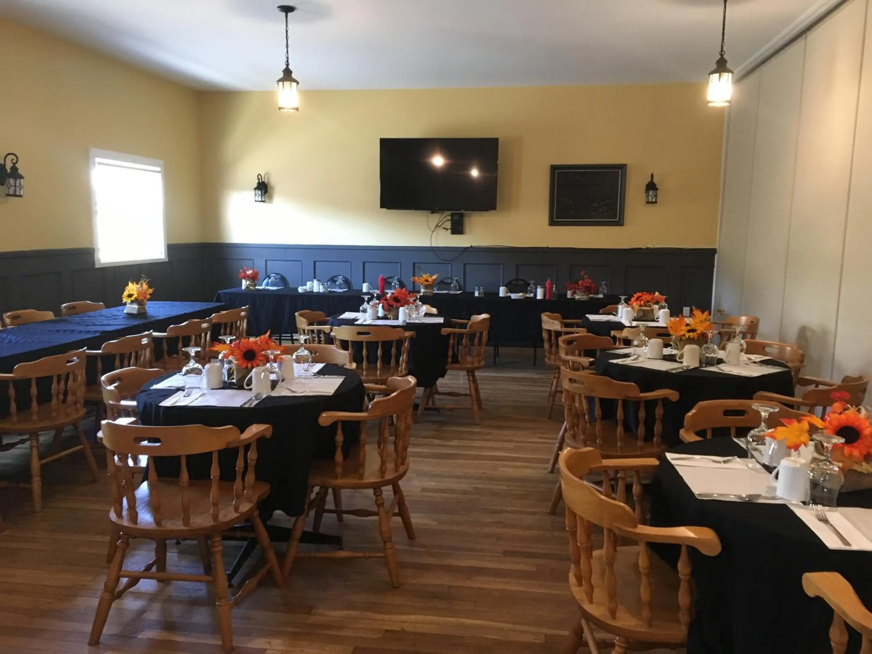 Restaurant/places to eat in Arnold's Cove Inn