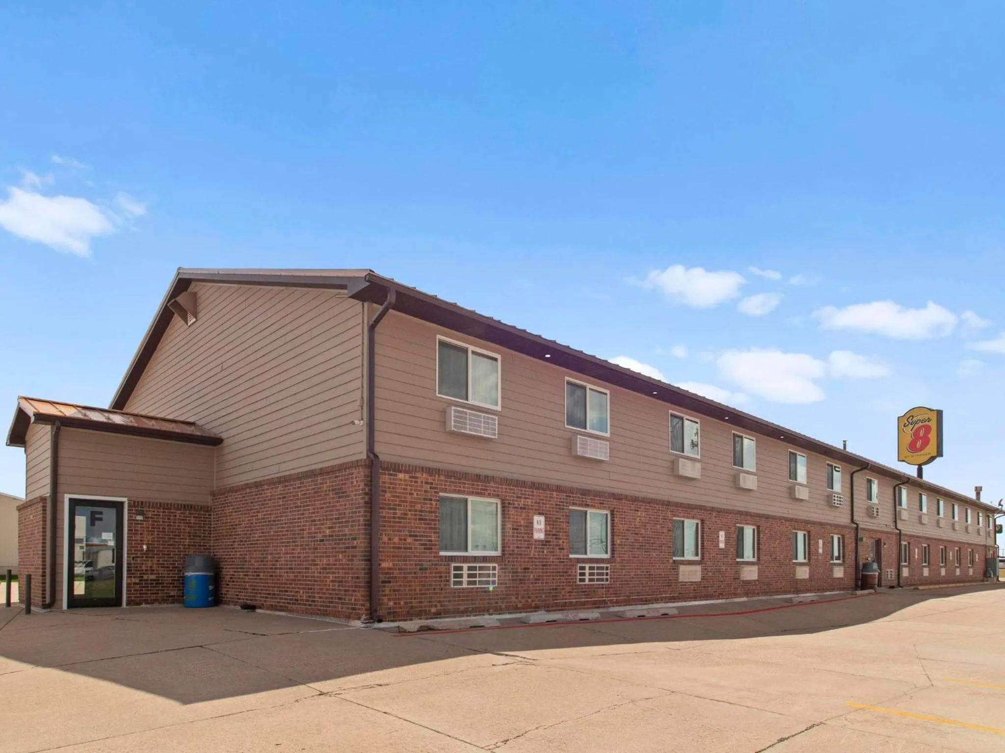 Property building in Super 8 by Wyndham Ogallala