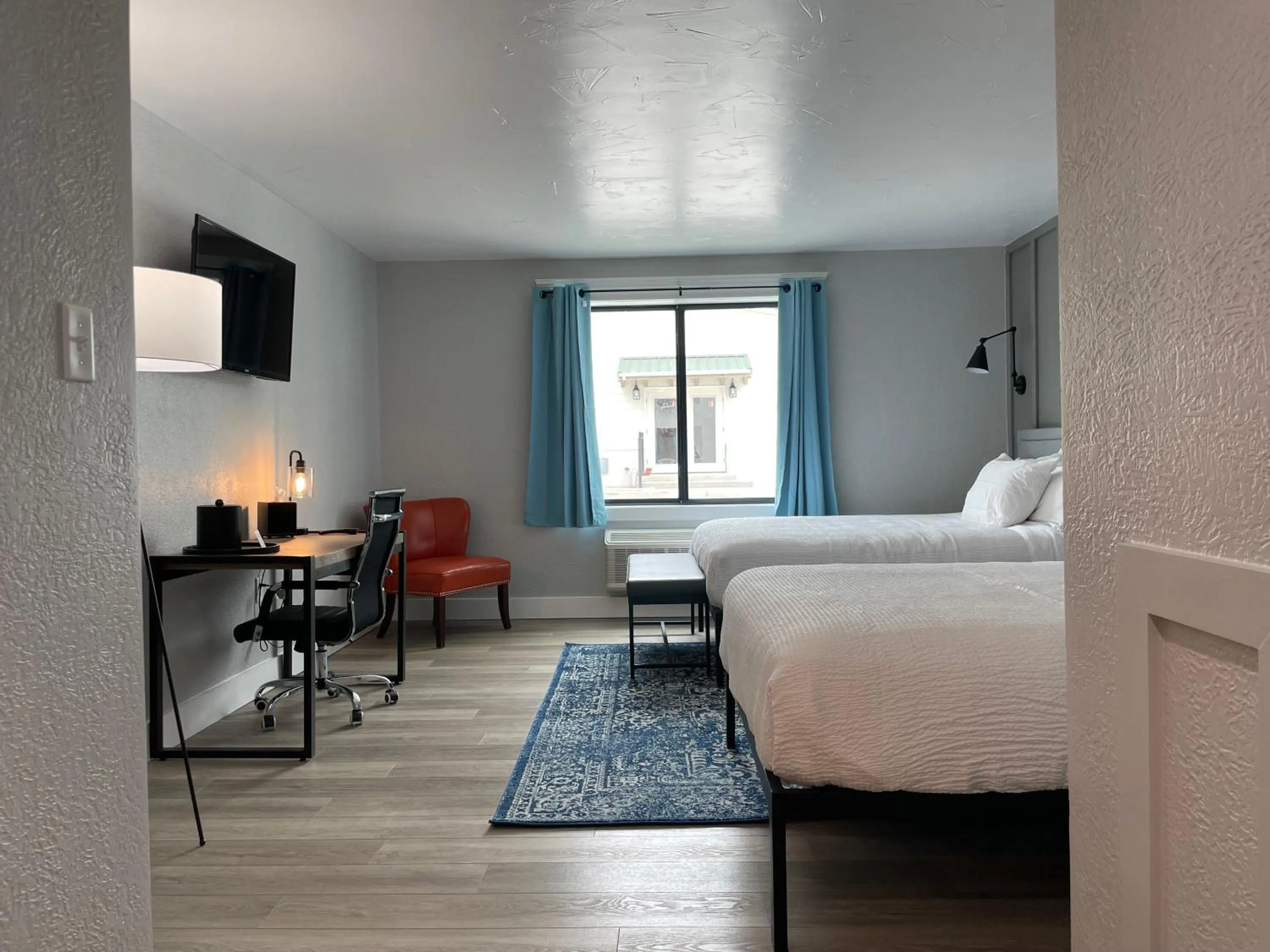 Bed in The Hermitage Inn and Taphouse