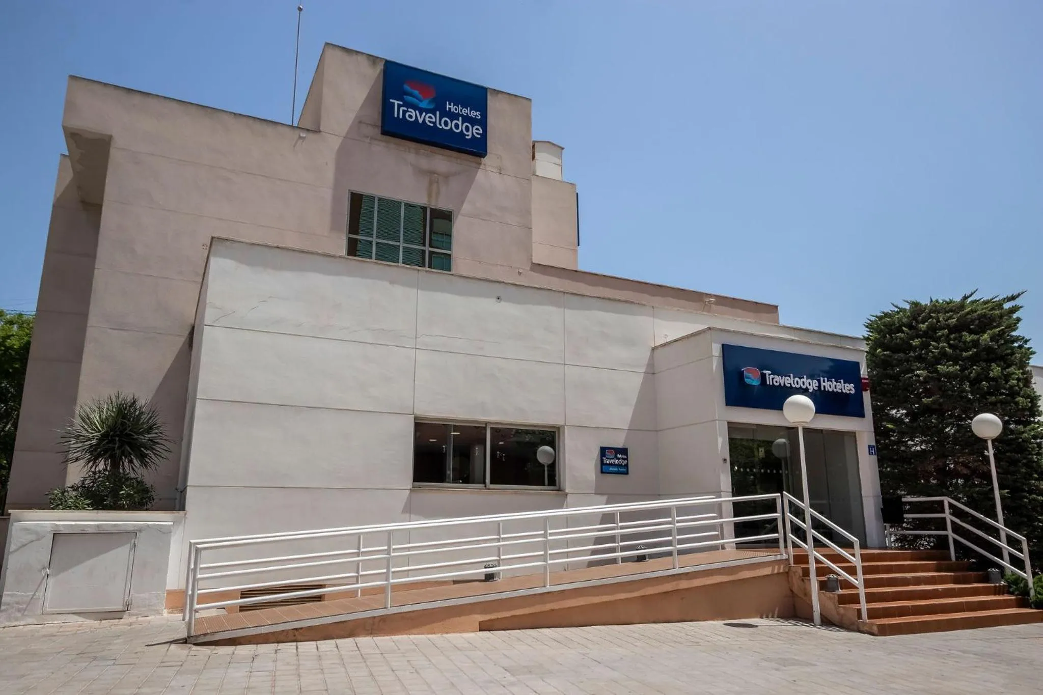 Travelodge Alicante Puerto