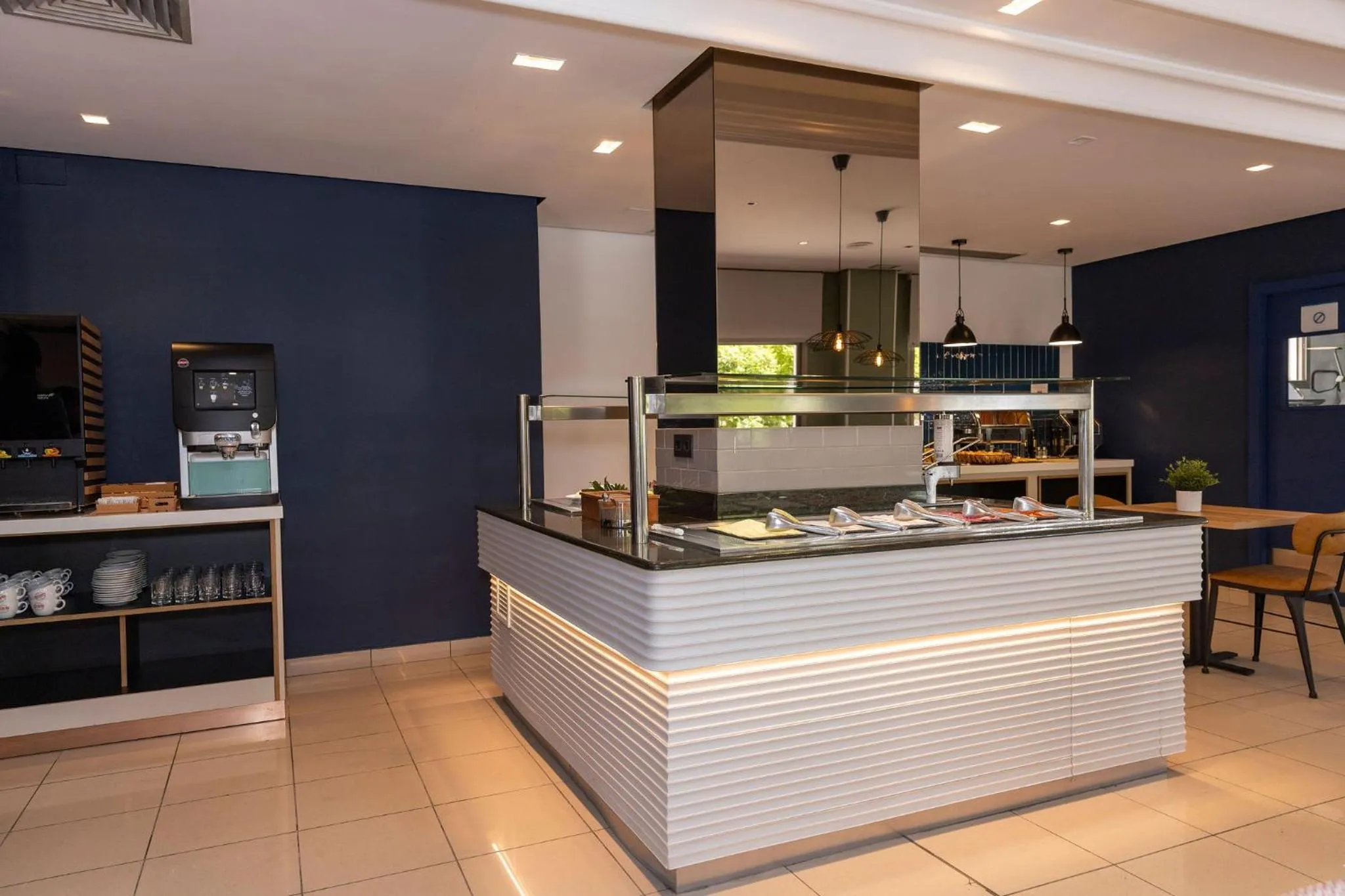 Travelodge Alicante Puerto