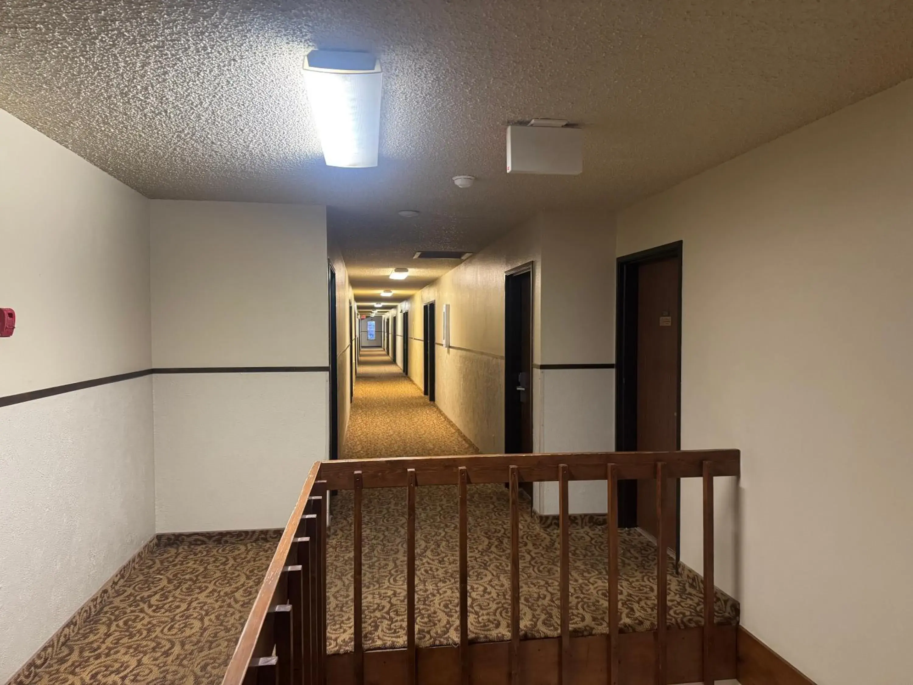 Lobby or reception in Lone Tree Inn Lobby or reception in Lone Tree Inn