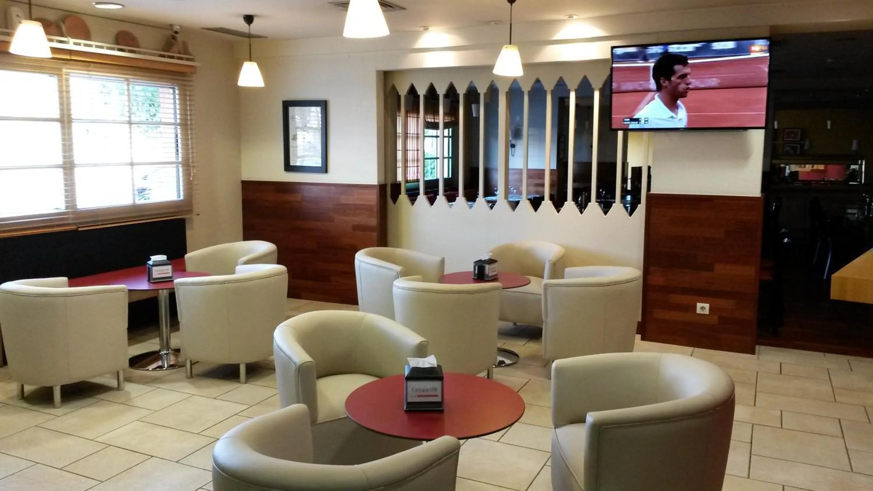 Lounge or bar in Campanile Hotel Murcia