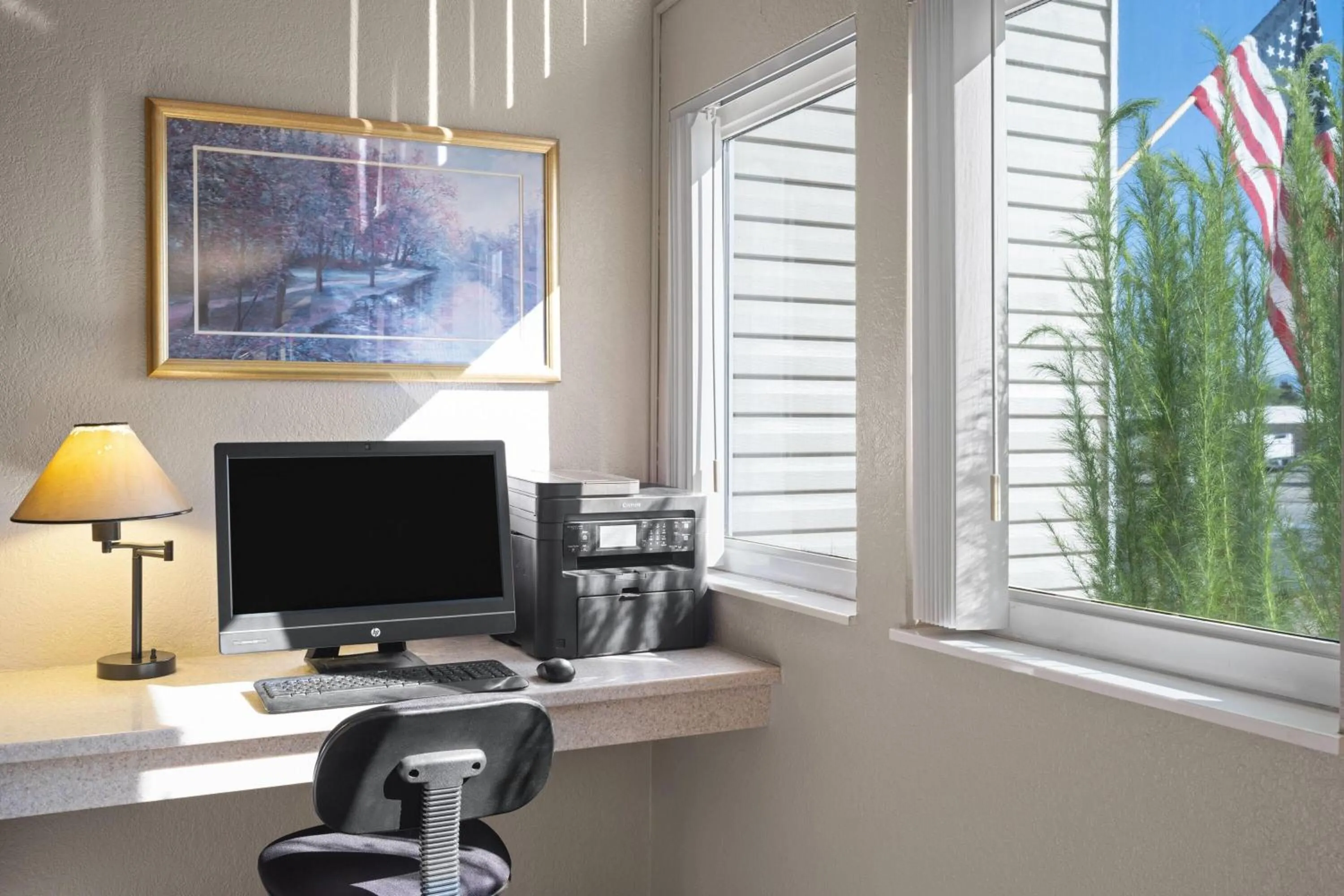 Business facilities in Super 8 by Wyndham Lewistown