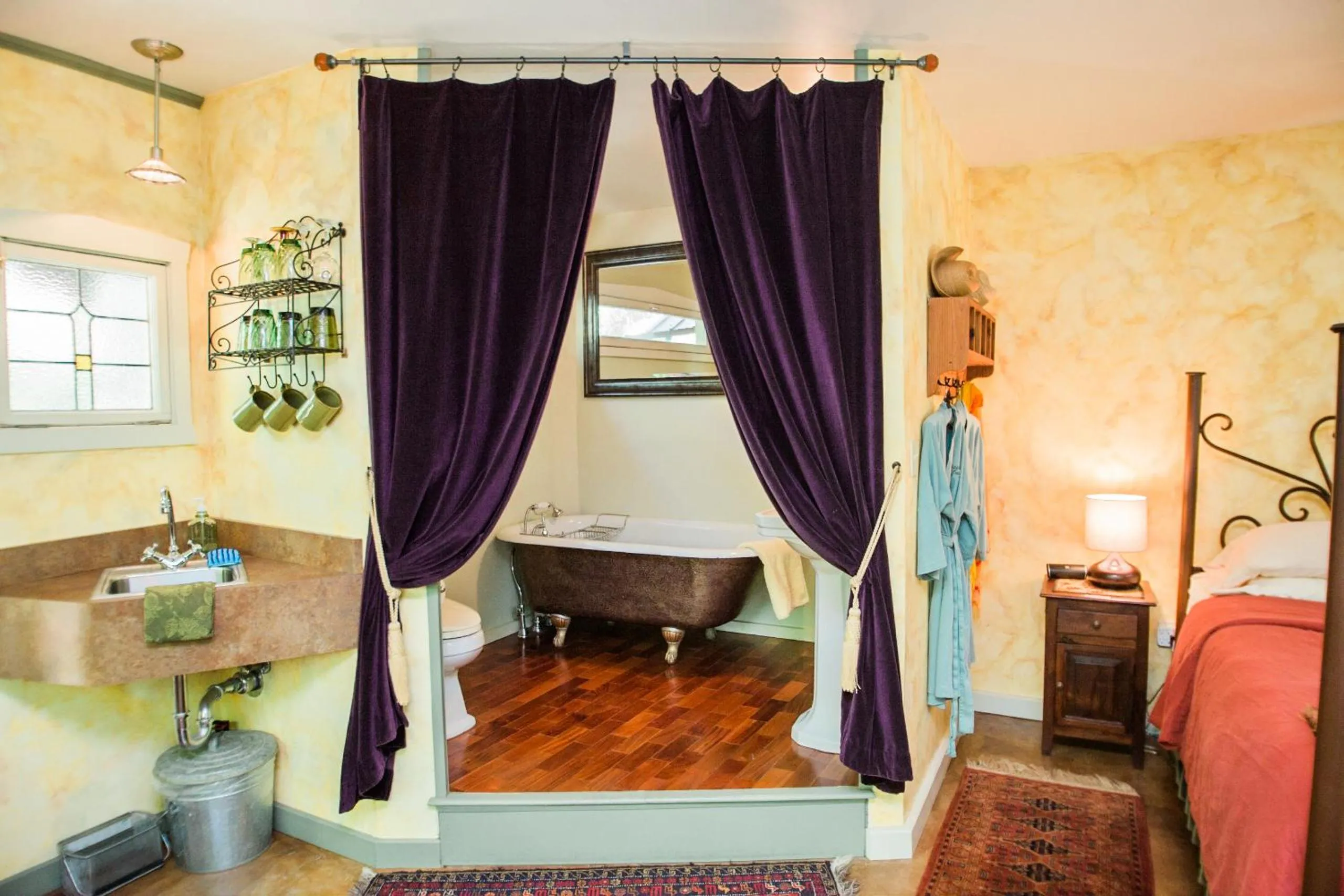 Bathroom in Park Lane Guest House