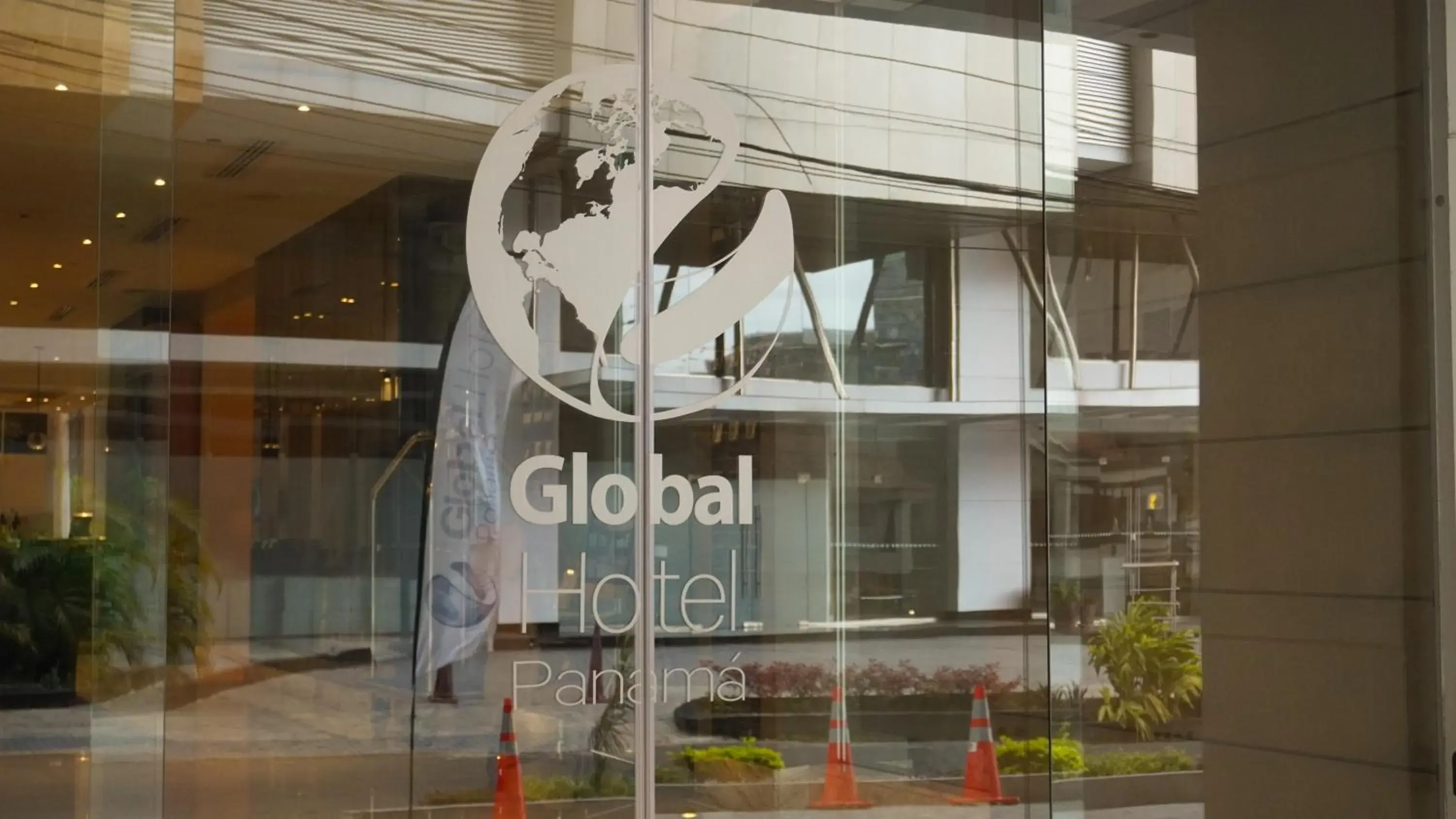 Property building in Global Hotel Panama Property building in Global Hotel Panama