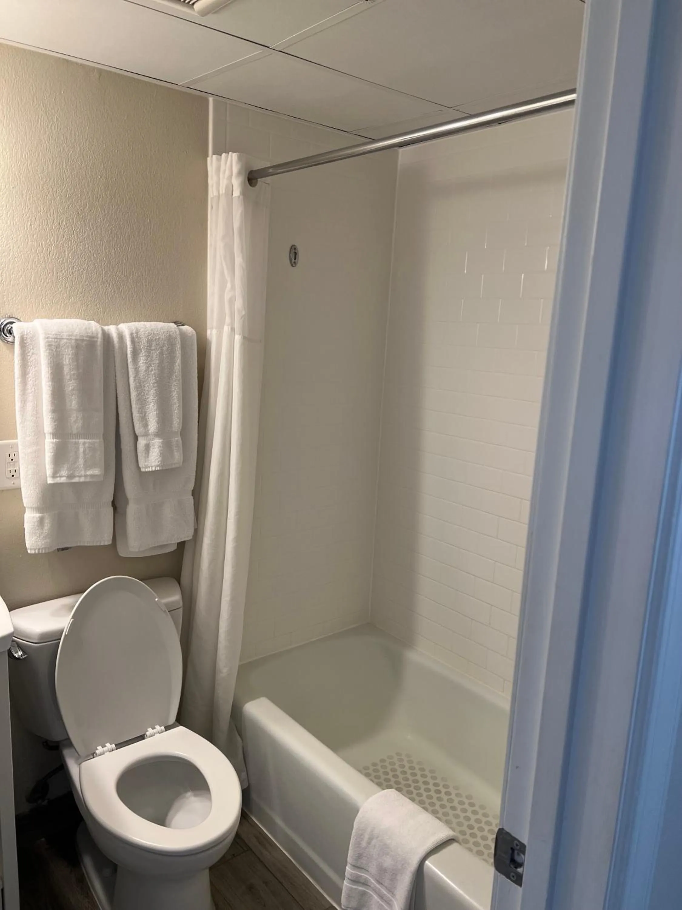 Shower in Dunes Suites Oceanfront