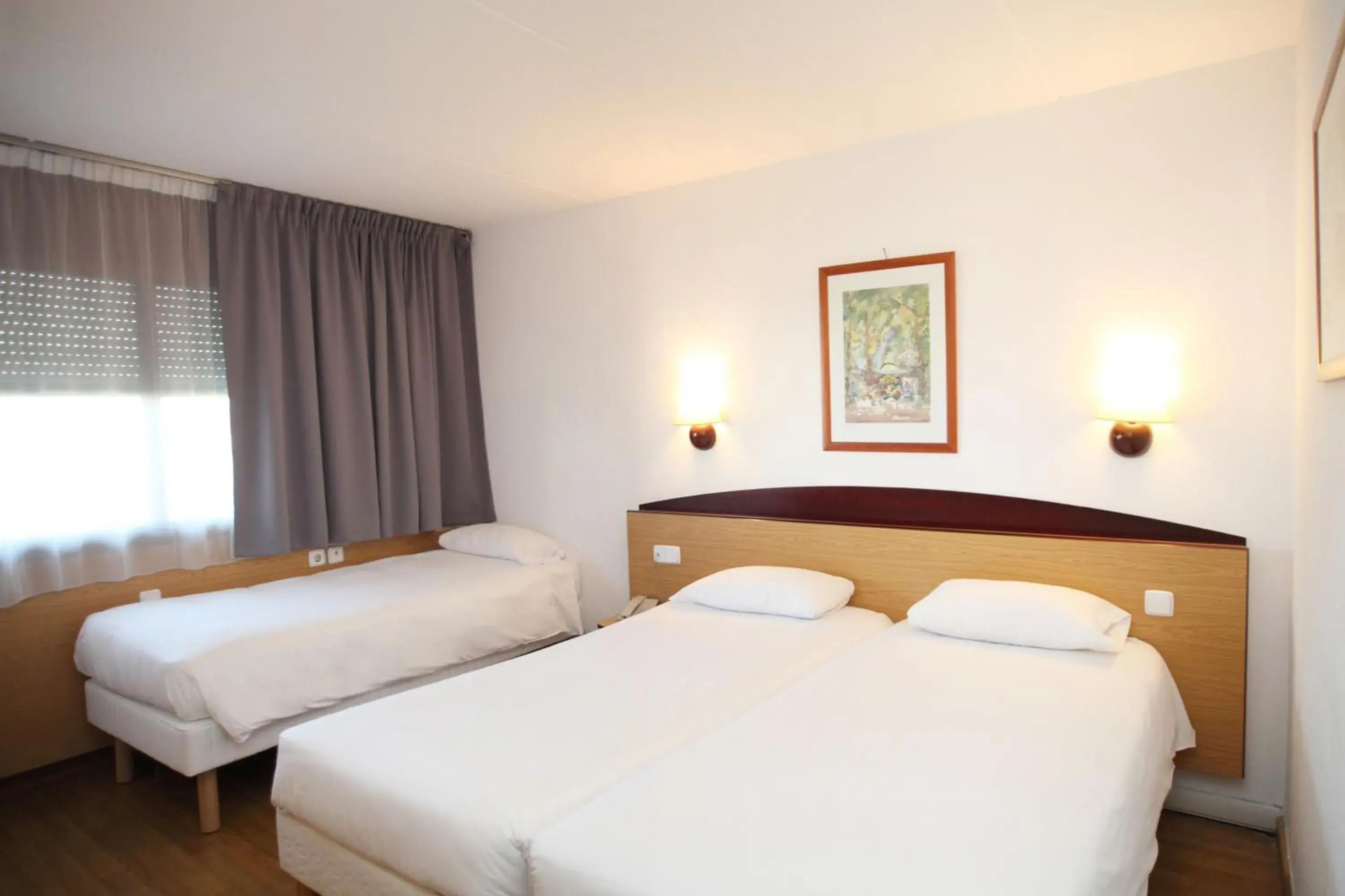 Twin Room with Extra Bed in Travelodge Barcelona del Vallés Twin Room with Extra Bed in Travelodge Barcelona del Vallés