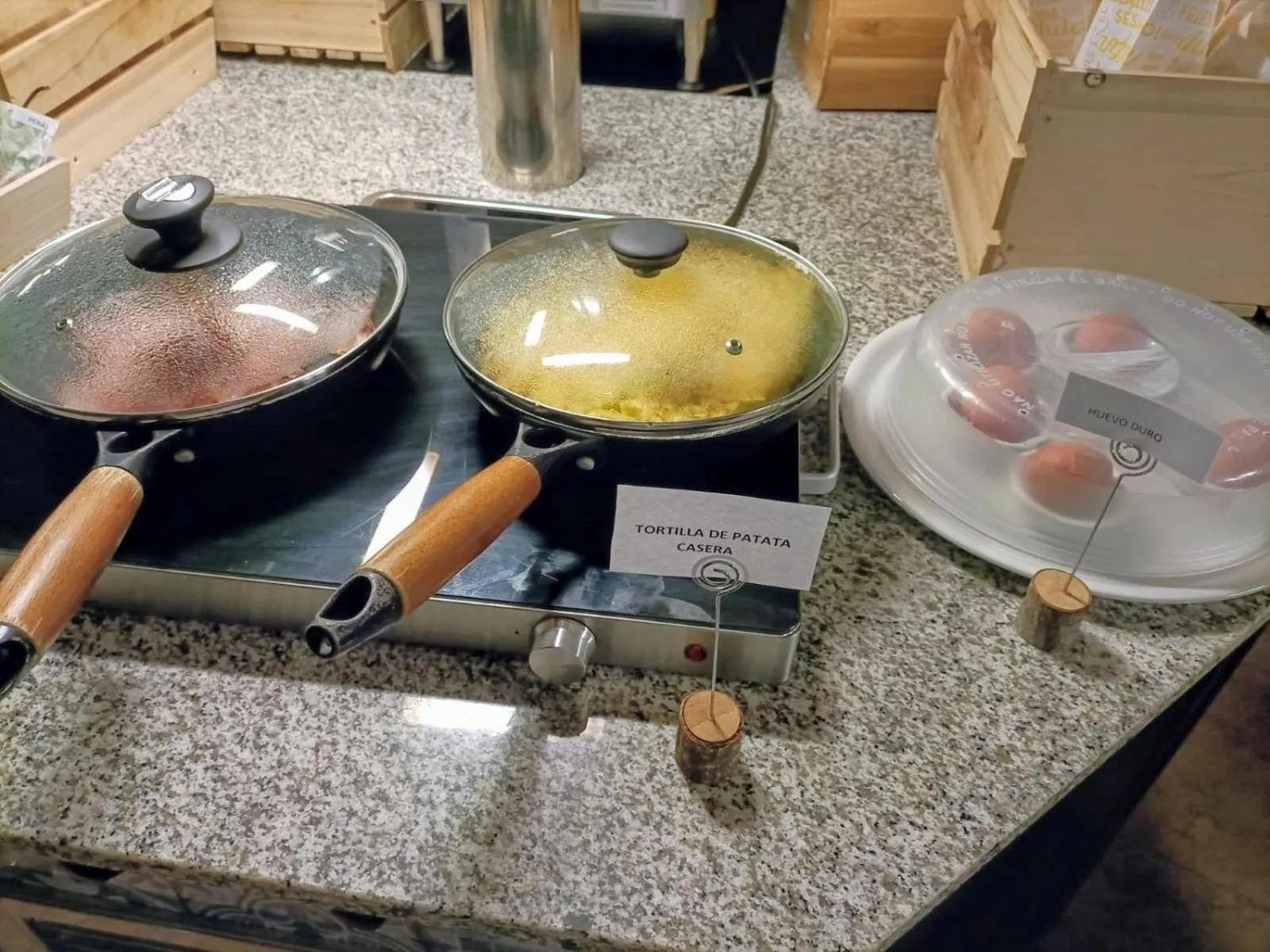 Buffet breakfast in Travelodge Barcelona del Vallés