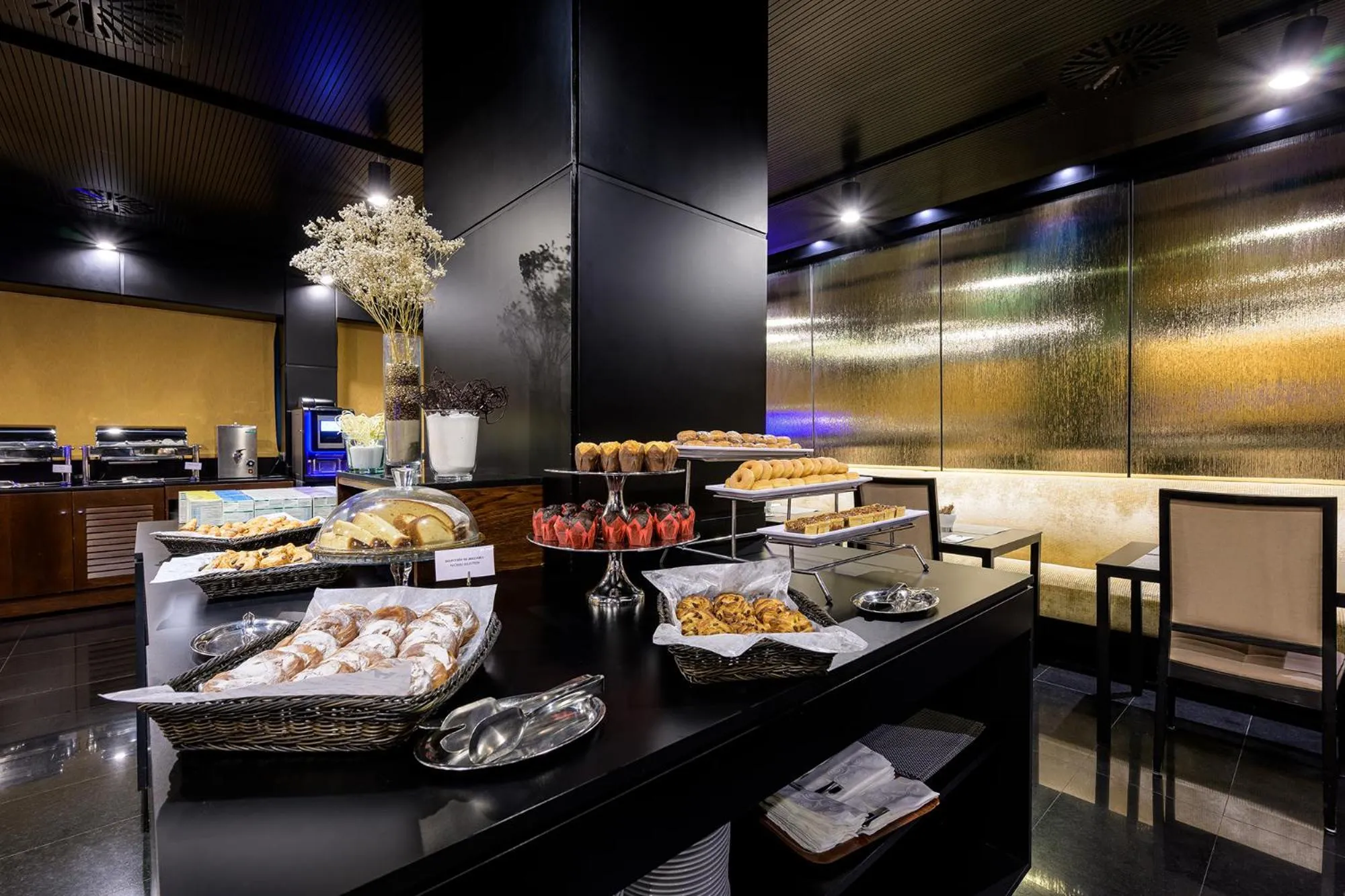 Breakfast in Hotel Nelva