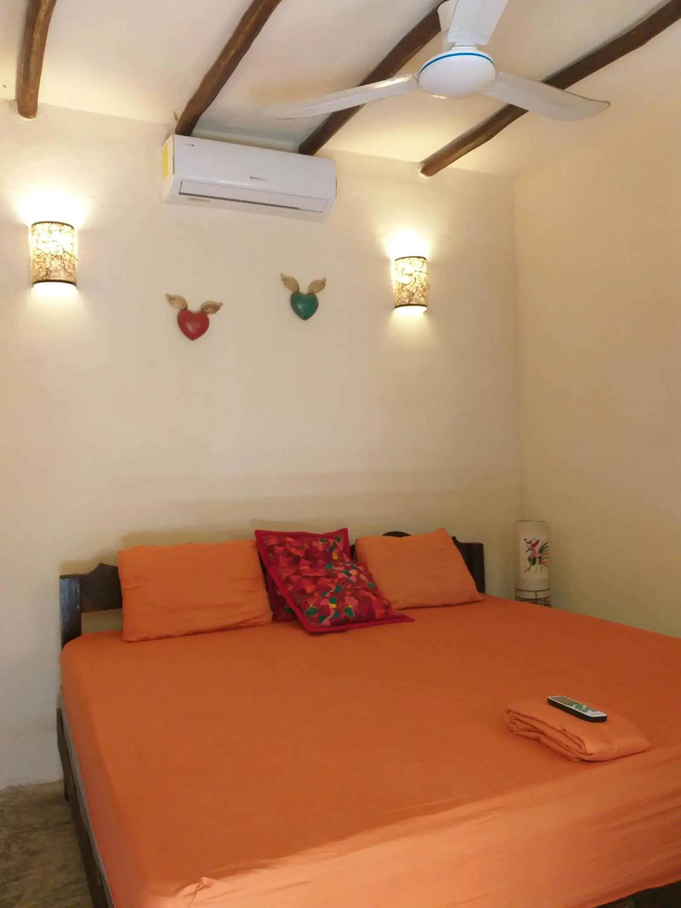 Double Room with Shared Bathroom in Tubo Tulum Hostel Double Room with Shared Bathroom in Tubo Tulum Hostel