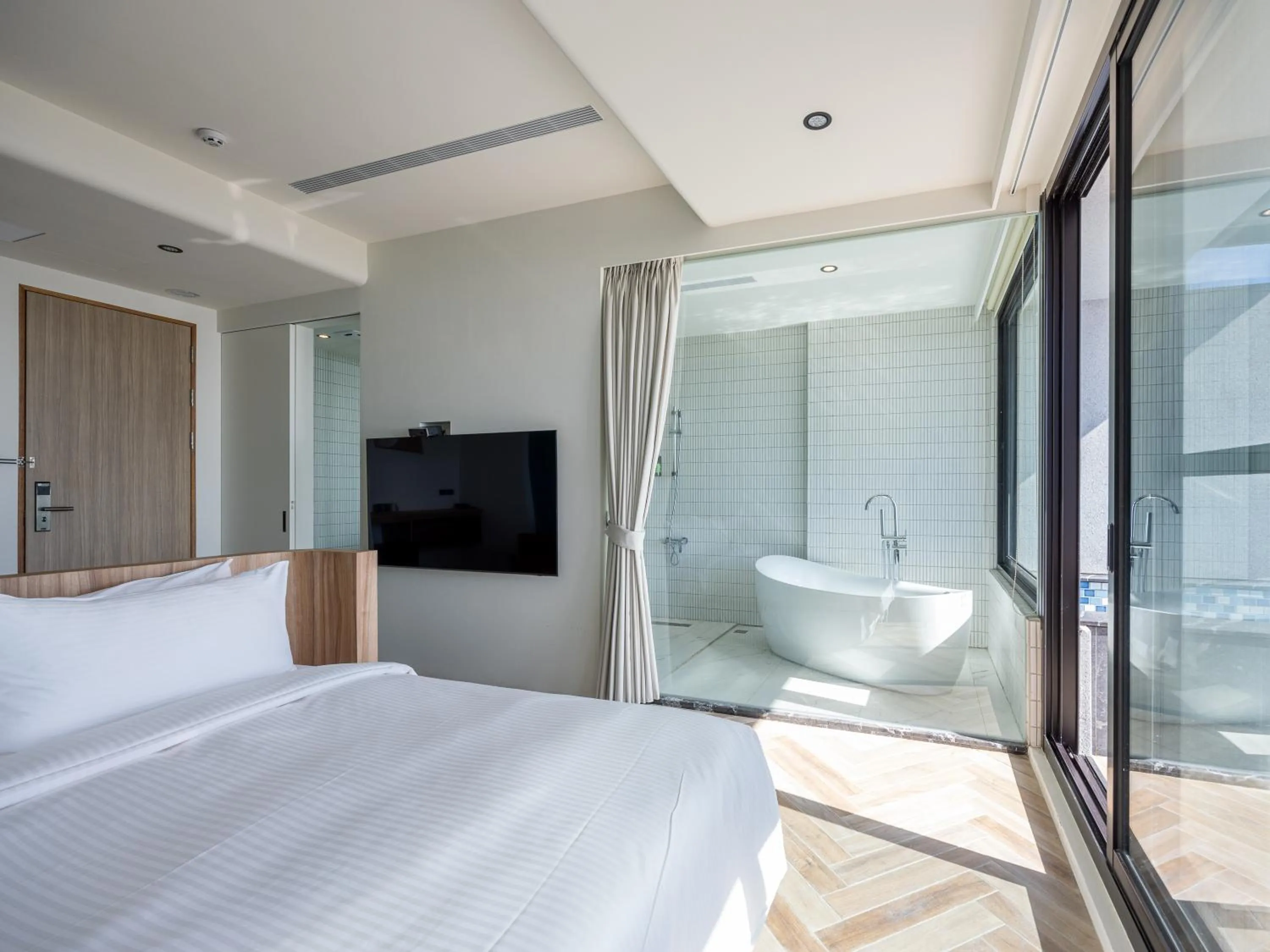 On site, Bed in Kenting Sea Wall 130