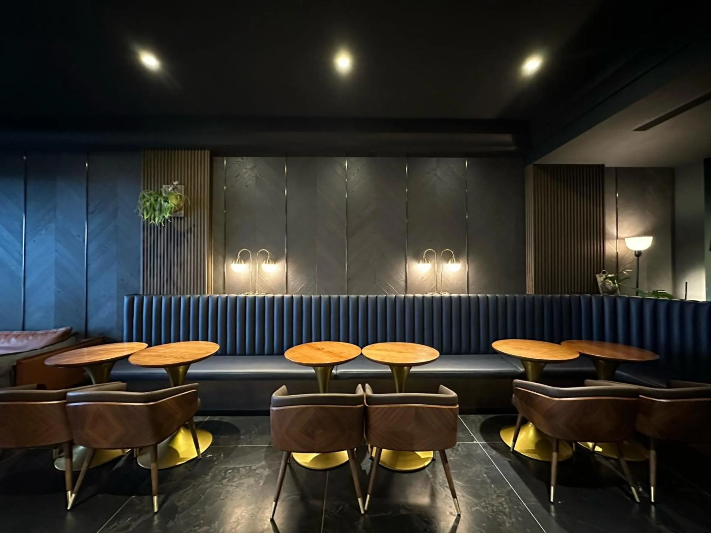 Seating area in Kenting Sea Wall 130