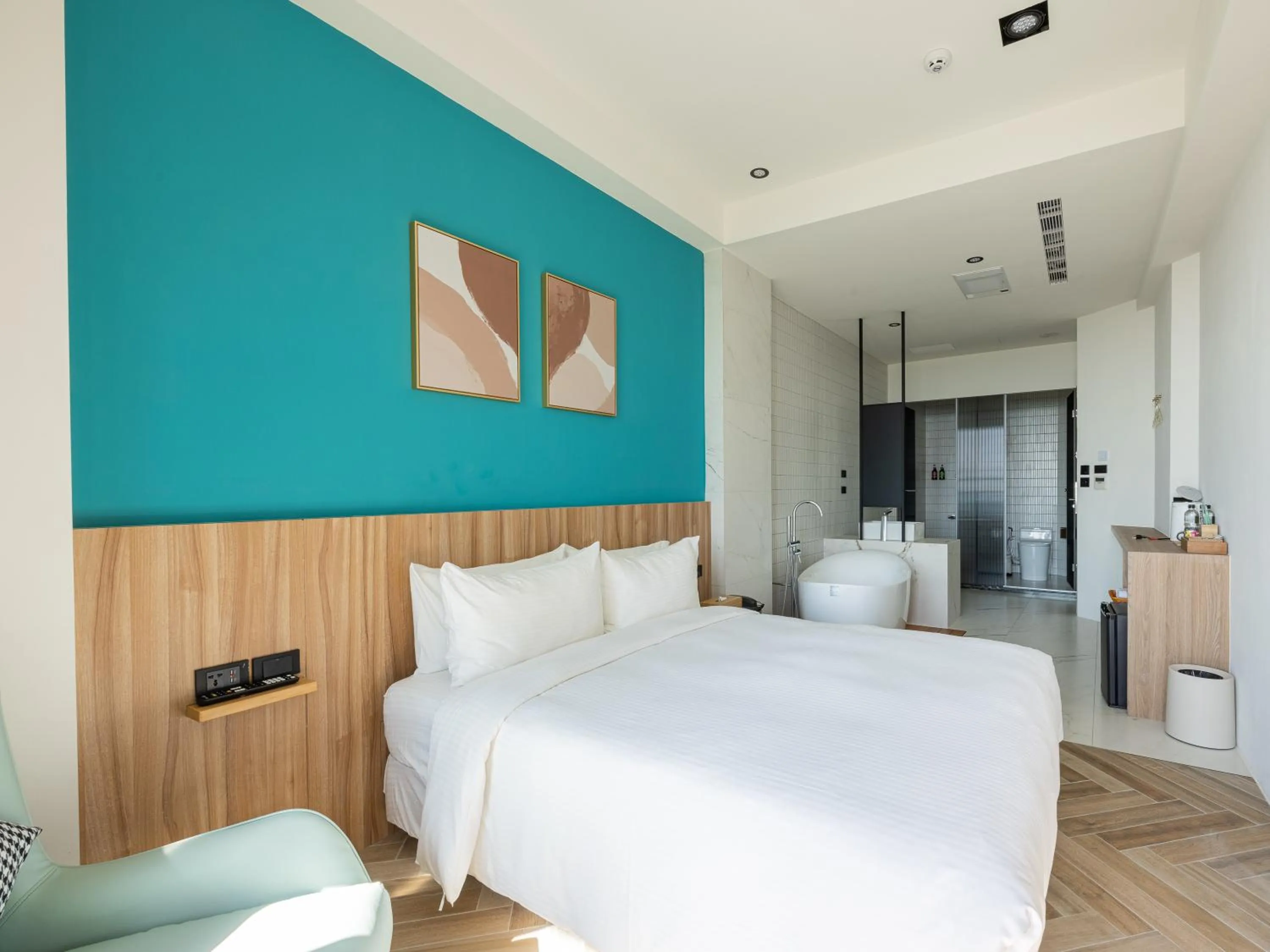 On site, Bed in Kenting Sea Wall 130